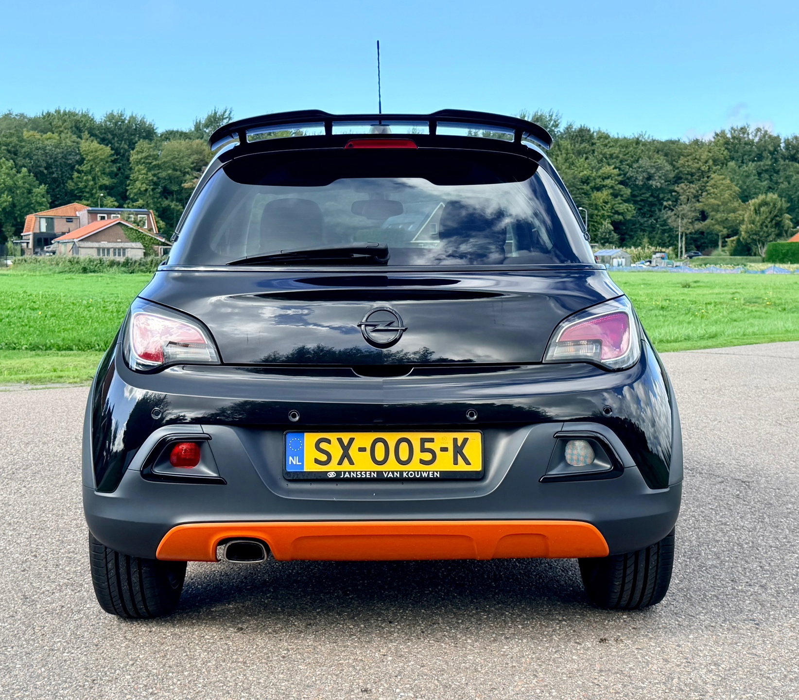 Opel Adam 1.0 Turbo Rocks (2018), foto 11