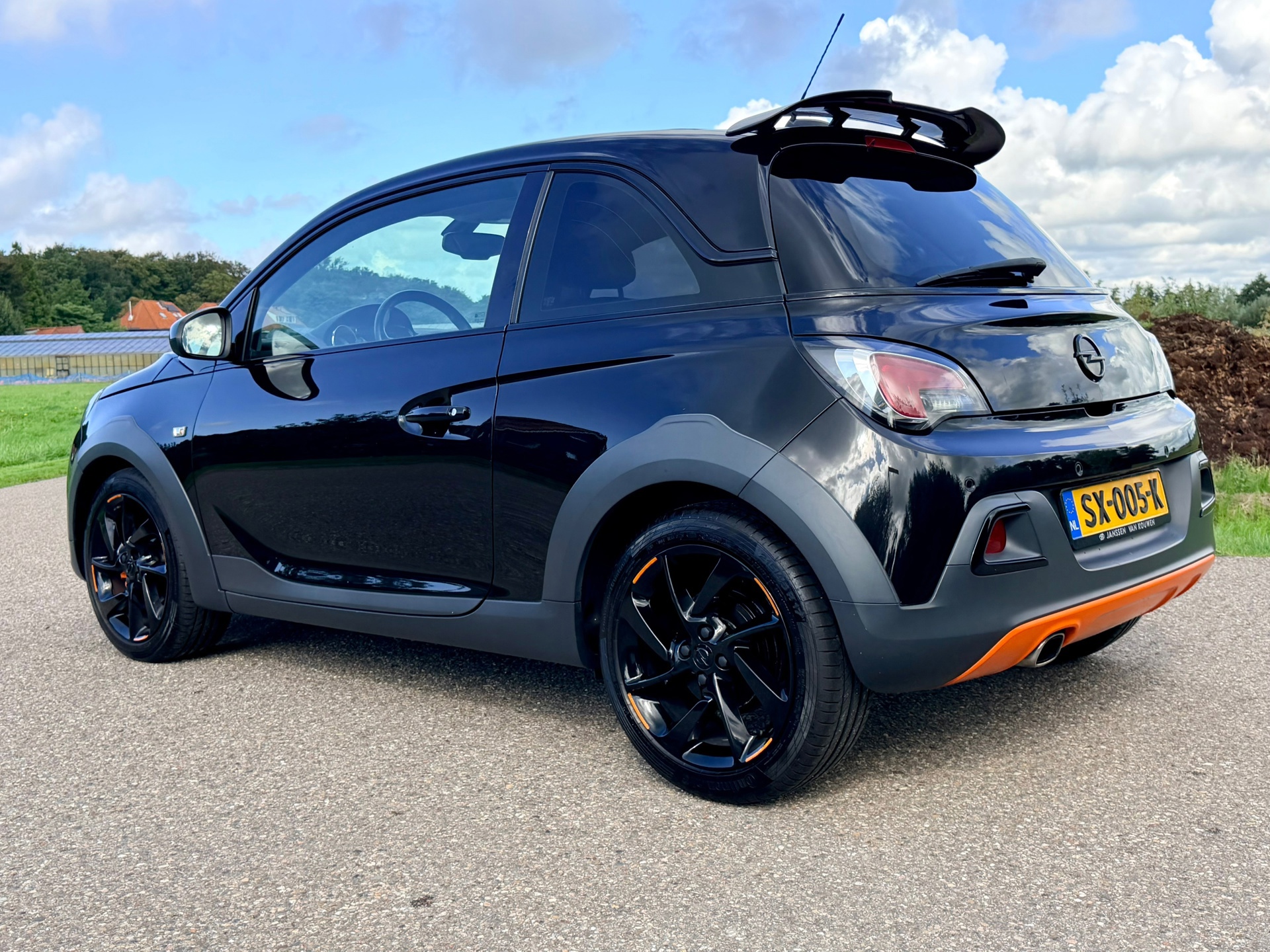 Opel Adam 1.0 Turbo Rocks (2018), foto 13