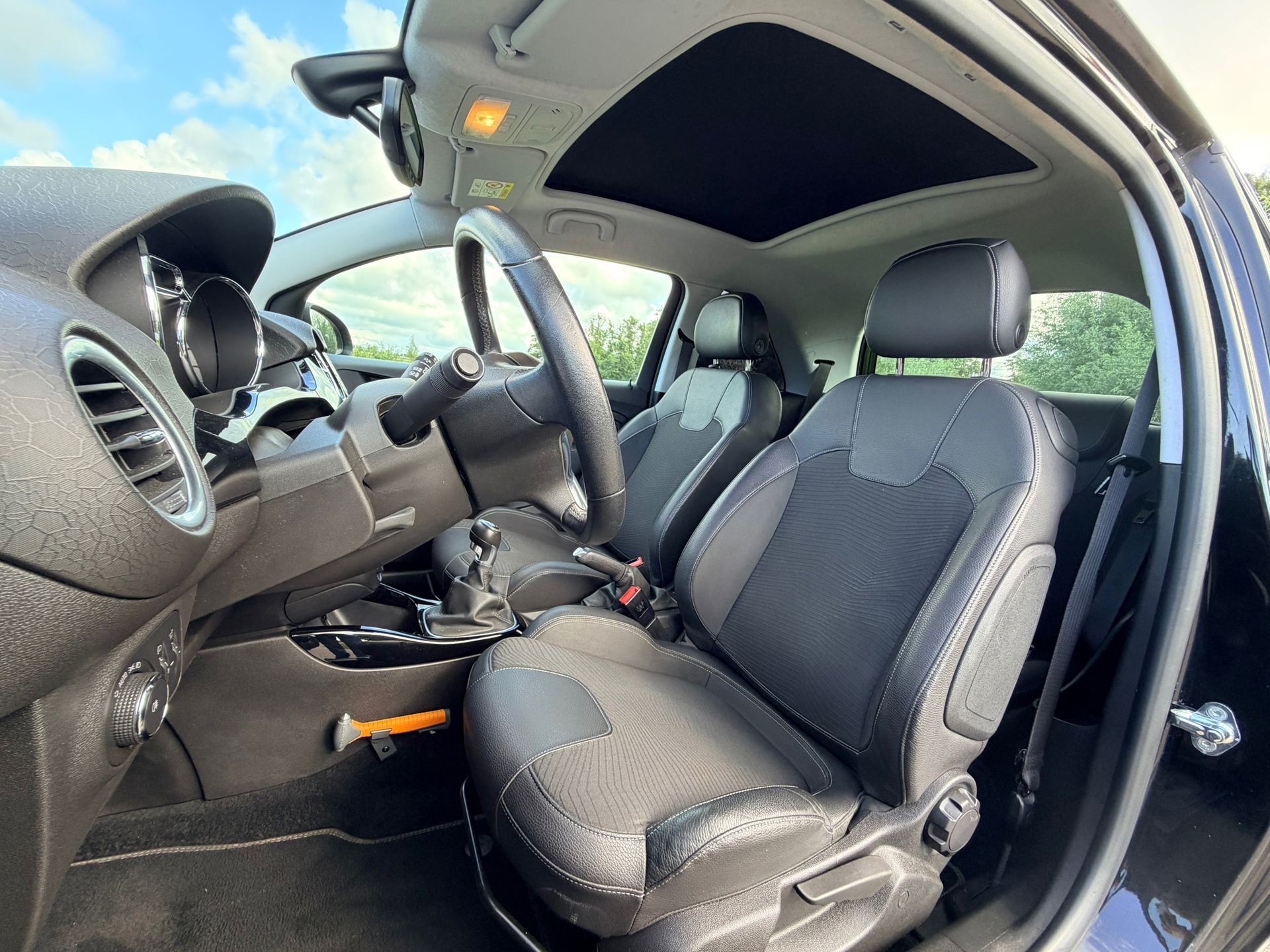 Opel Adam 1.0 Turbo Rocks (2018), foto 14