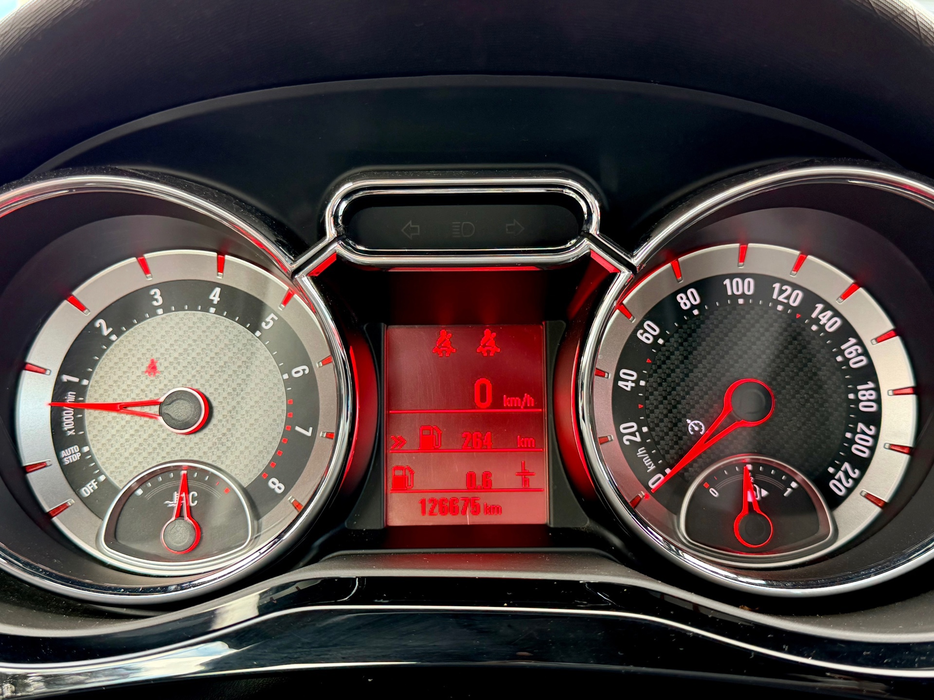 Opel Adam 1.0 Turbo Rocks (2018), foto 26
