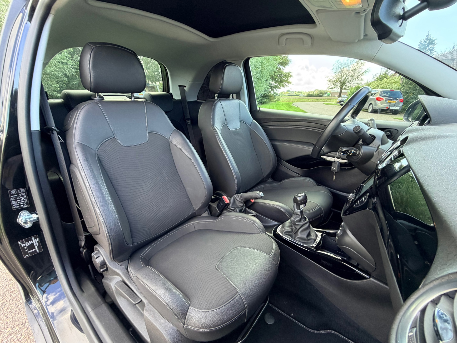 Opel Adam 1.0 Turbo Rocks (2018), foto 6