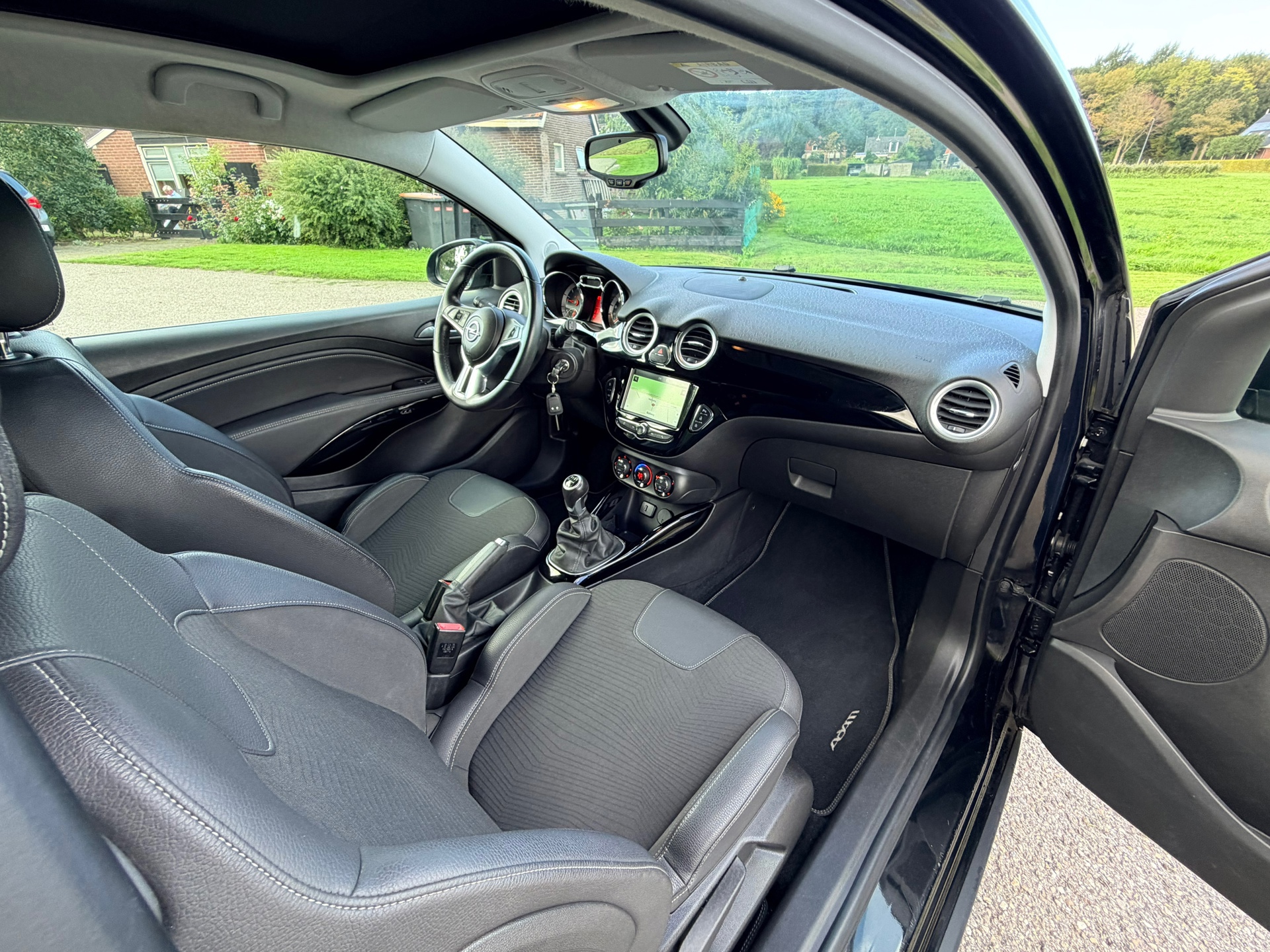 Opel Adam 1.0 Turbo Rocks (2018), foto 8