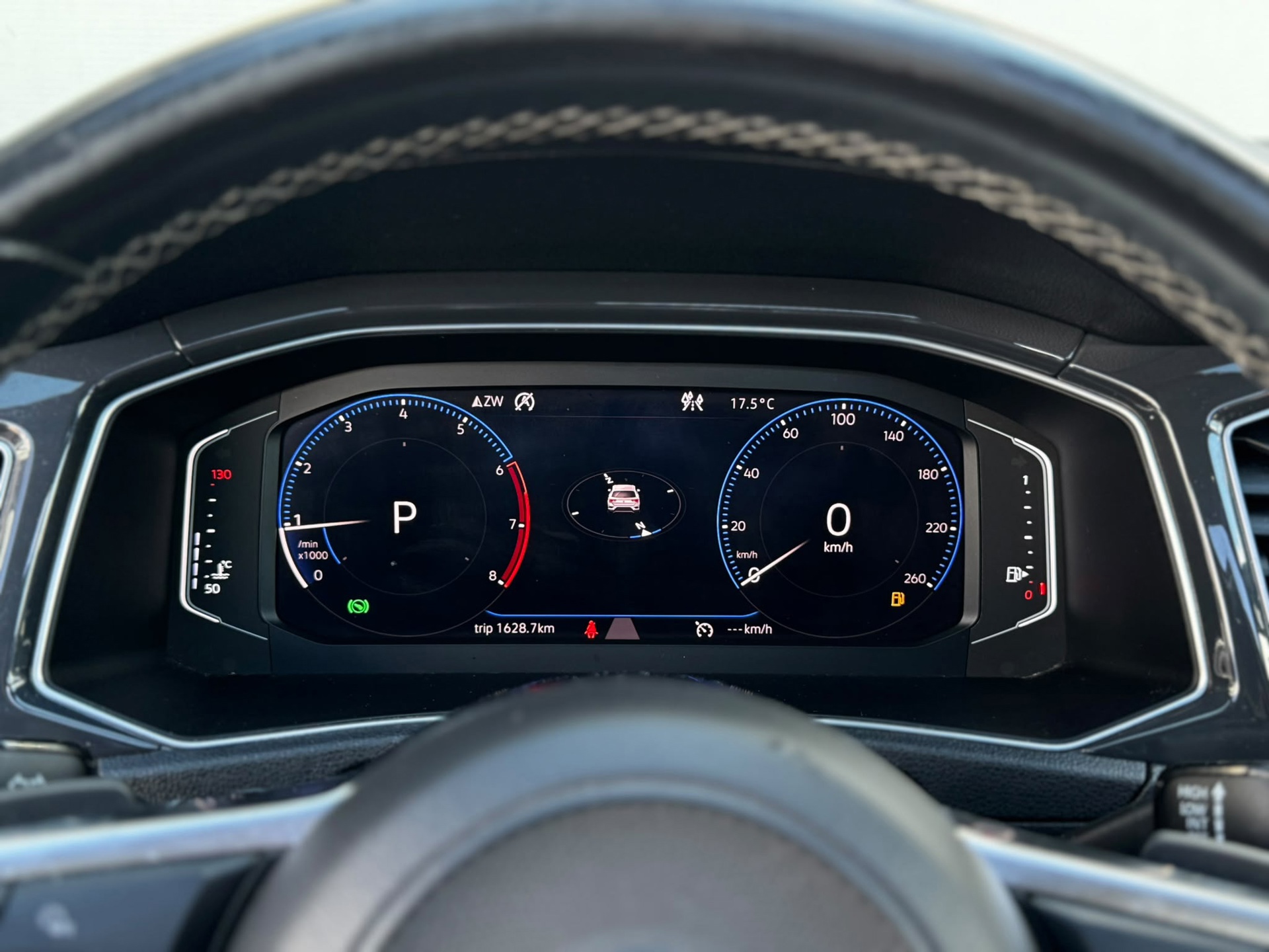 Volkswagen T-Roc 1.5 TSI 3xR-Line (2019), foto 15
