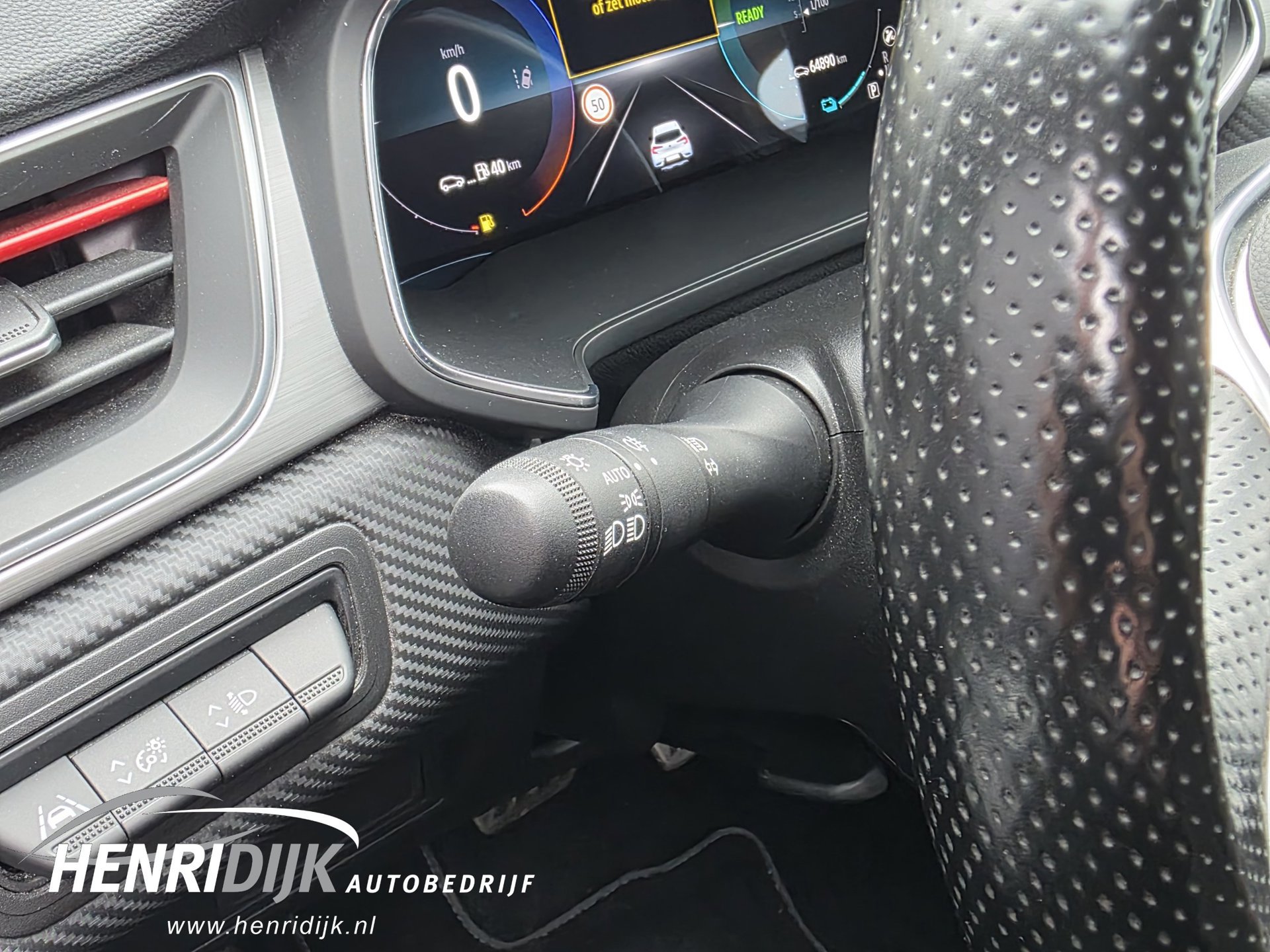 Renault Captur 1.6 E-Tech Hybrid 145 R.S. Line (2022), foto 16