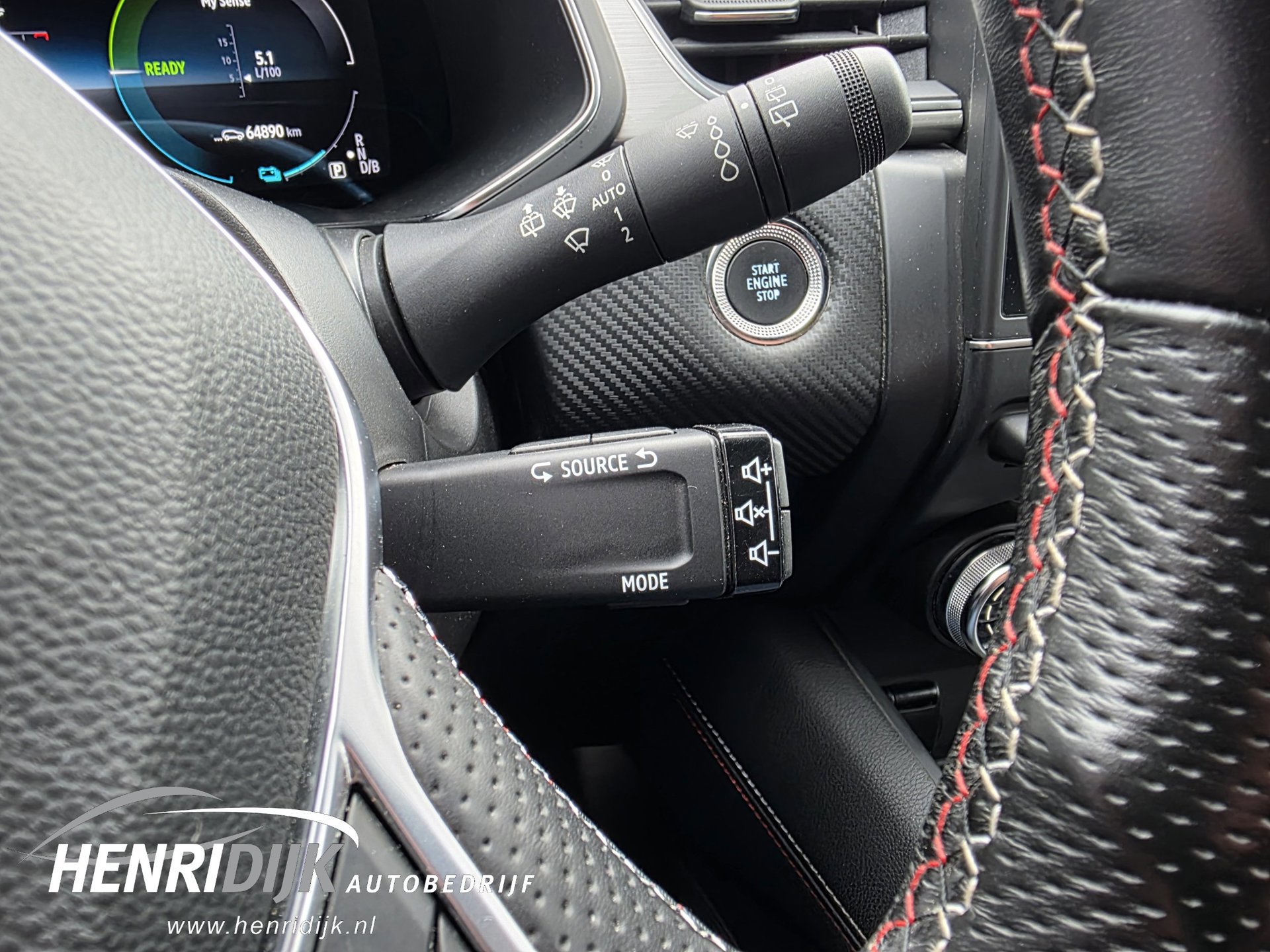 Renault Captur 1.6 E-Tech Hybrid 145 R.S. Line (2022), foto 22