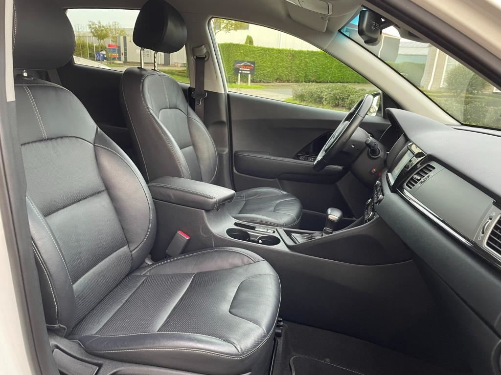 Kia Niro 1.6 GDi Hybrid DynamicPlusLine (2019), foto 13