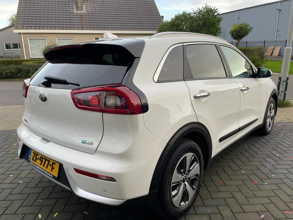 Kia Niro 1.6 GDi Hybrid DynamicPlusLine (2019), foto 6