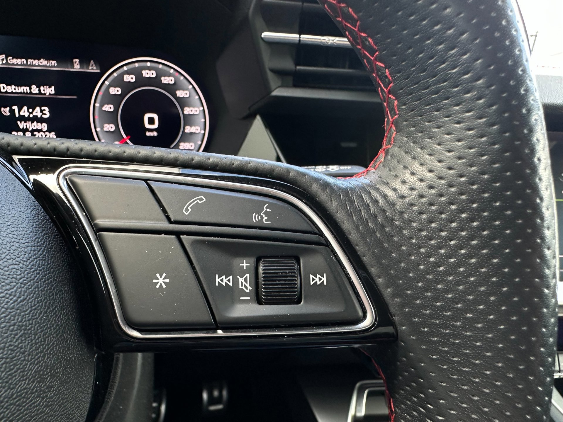 Audi A3 Sportback 35 TFSI S edition (2023), foto 18