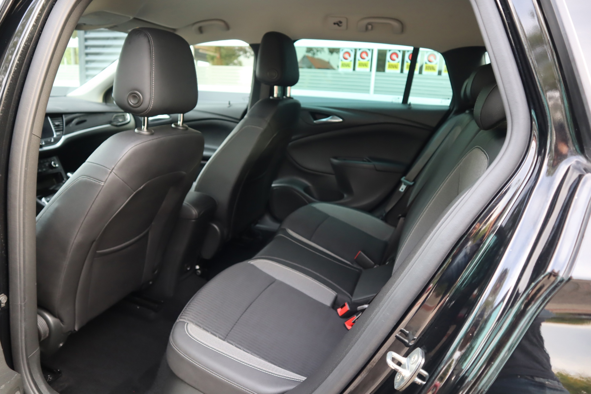 Opel Astra Sports Tourer 1.2 Business Elegance (2021), foto 11