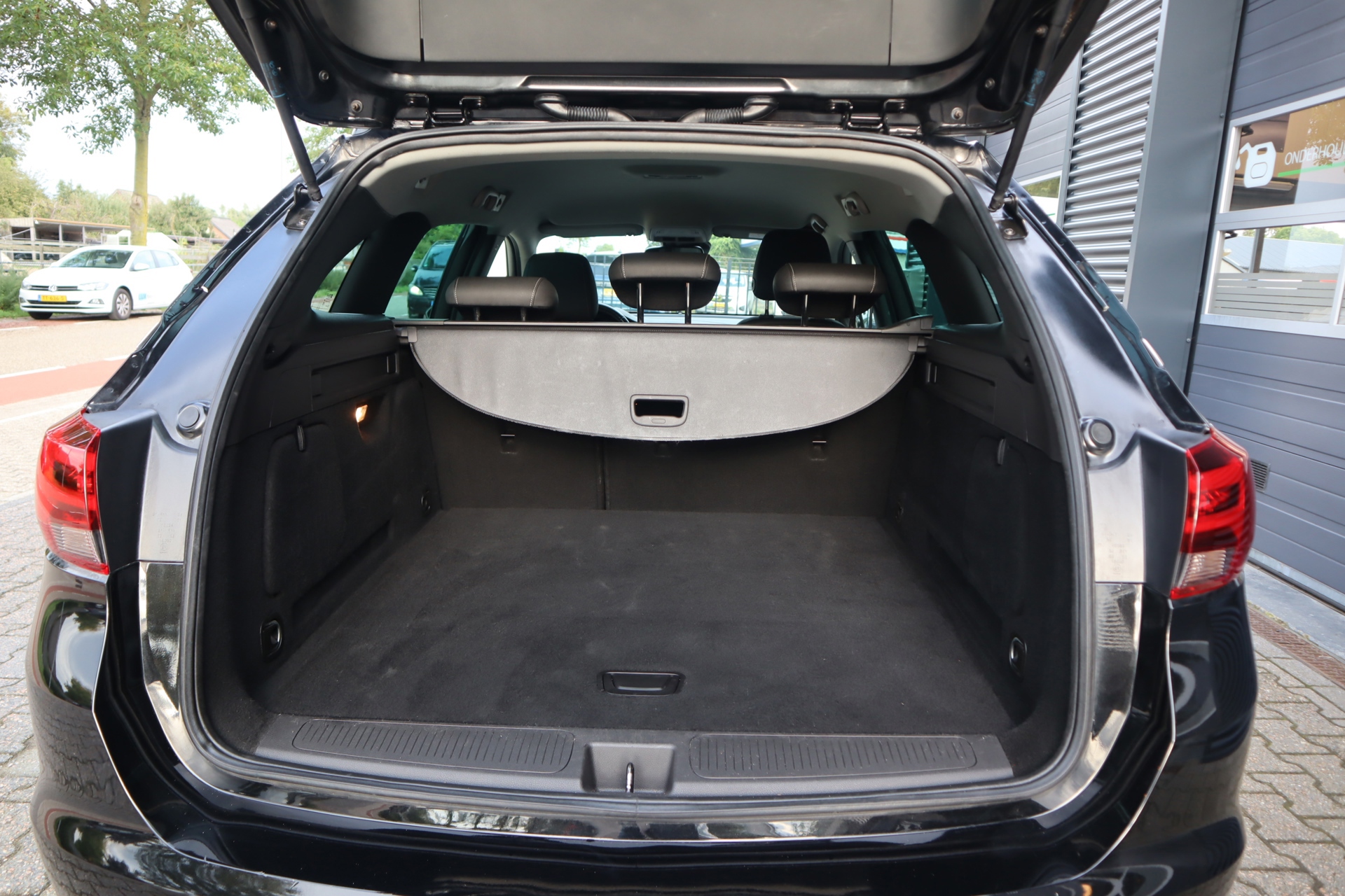 Opel Astra Sports Tourer 1.2 Business Elegance (2021), foto 9