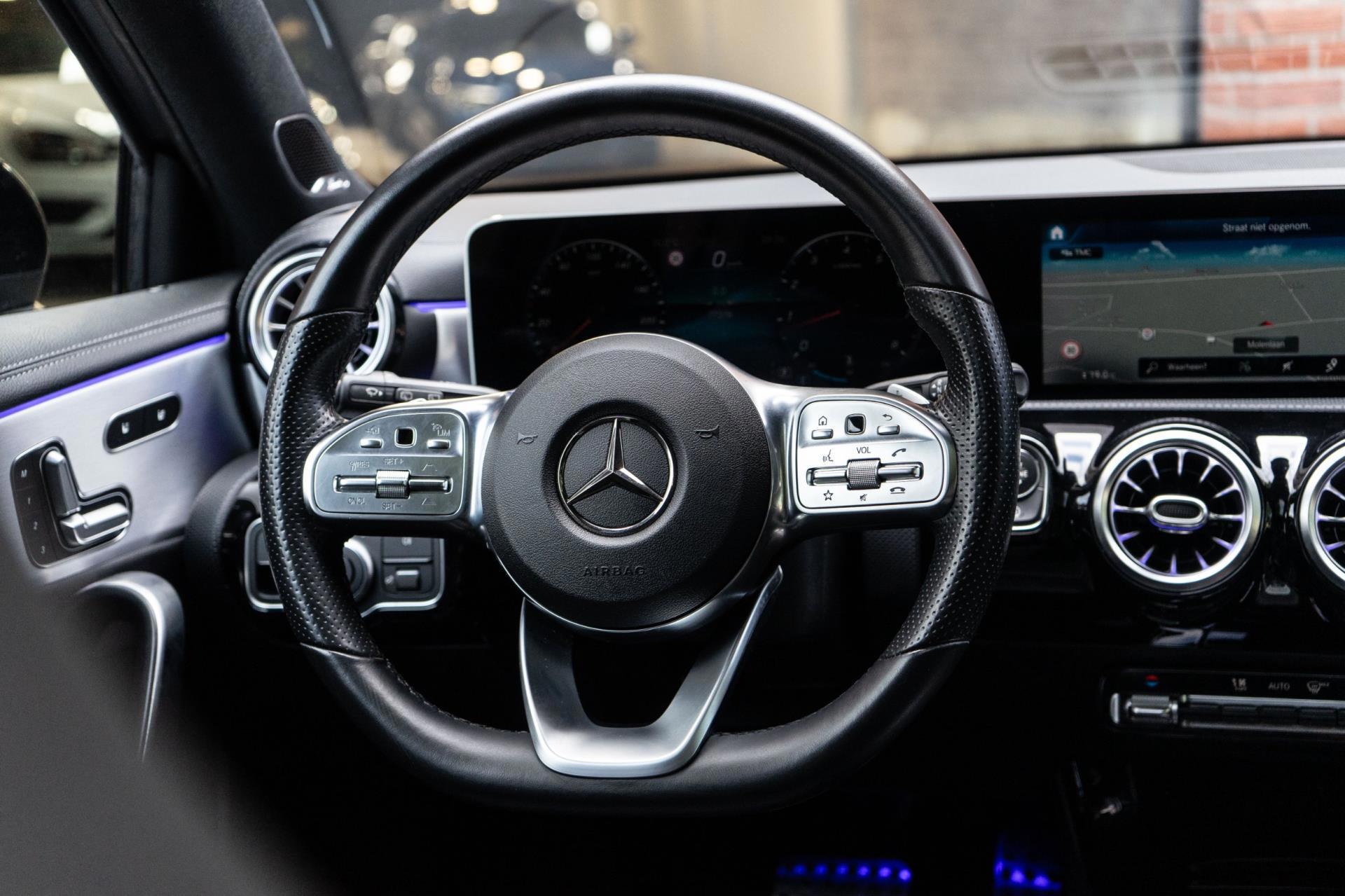 Mercedes-Benz A-klasse 250 AMG Night (2019), foto 13