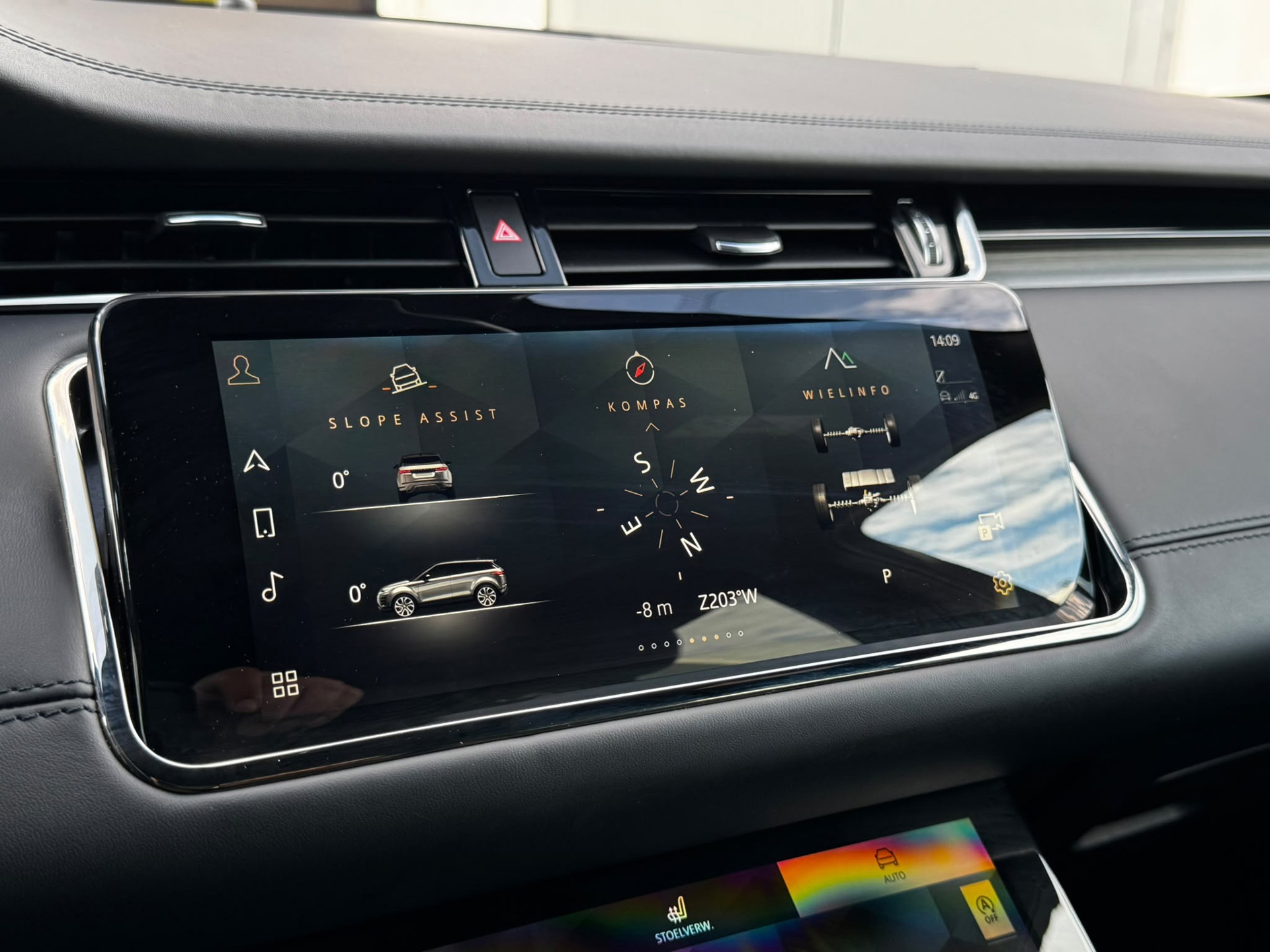 Land Rover Range Evoque 1.5 P300e AWD R-Dynamic Autobiography Alcantara (2023), foto 17