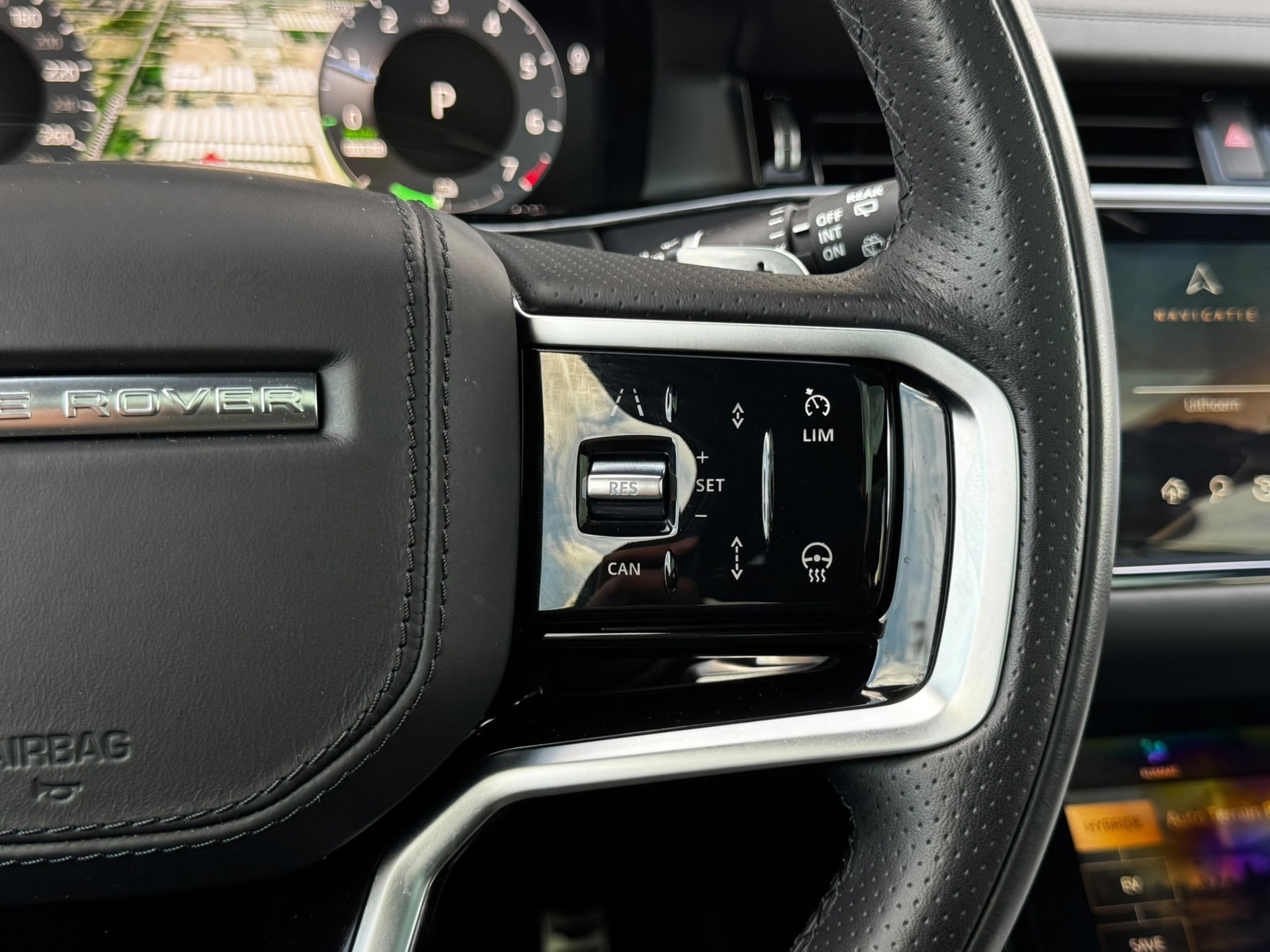 Land Rover Range Evoque 1.5 P300e AWD R-Dynamic Autobiography Alcantara (2023), foto 32