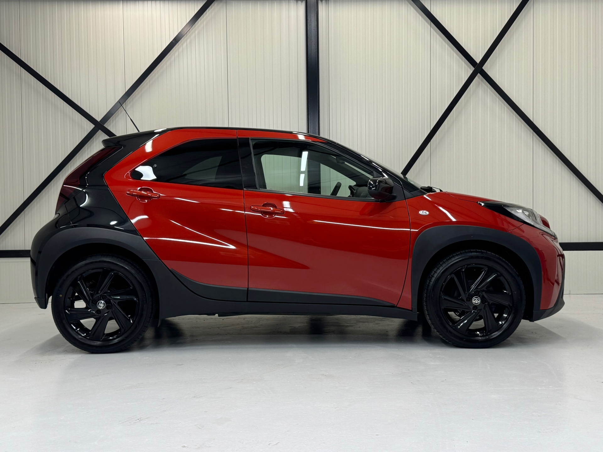 Toyota Aygo X 1.0 VVT-i S-CVT first (2022), foto 9