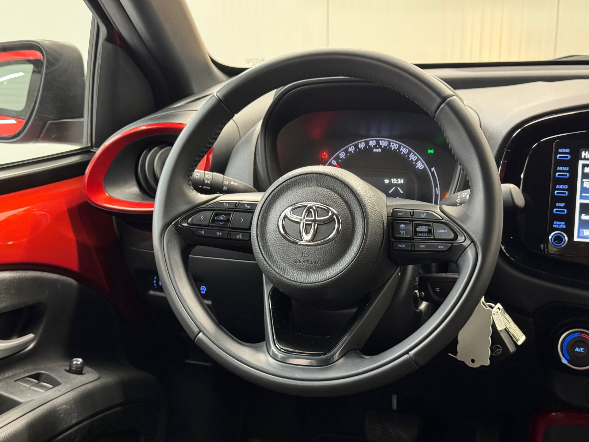 Toyota Aygo X 1.0 VVT-i S-CVT first (2022), foto 10