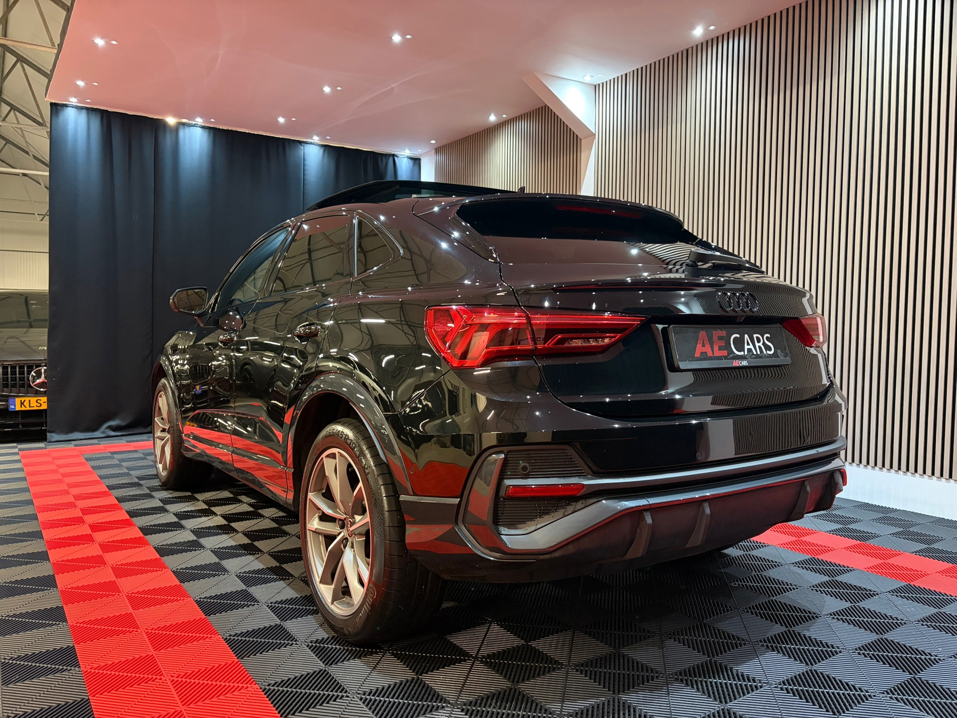 Audi Q3 Sportback 45 TFSI e S edition Competition S-Line (2023), foto 13