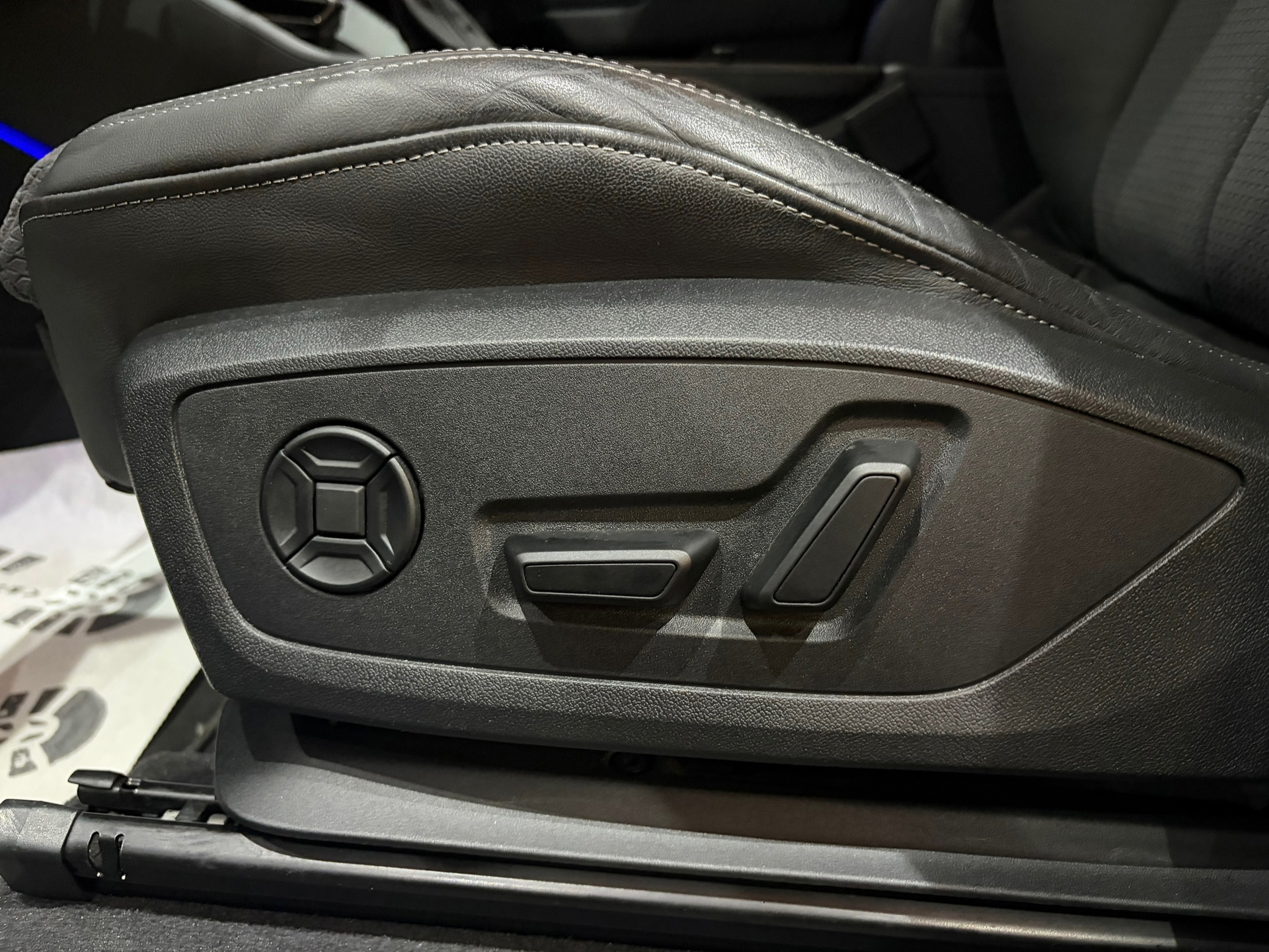 Audi Q3 Sportback 45 TFSI e S edition Competition S-Line (2023), foto 23