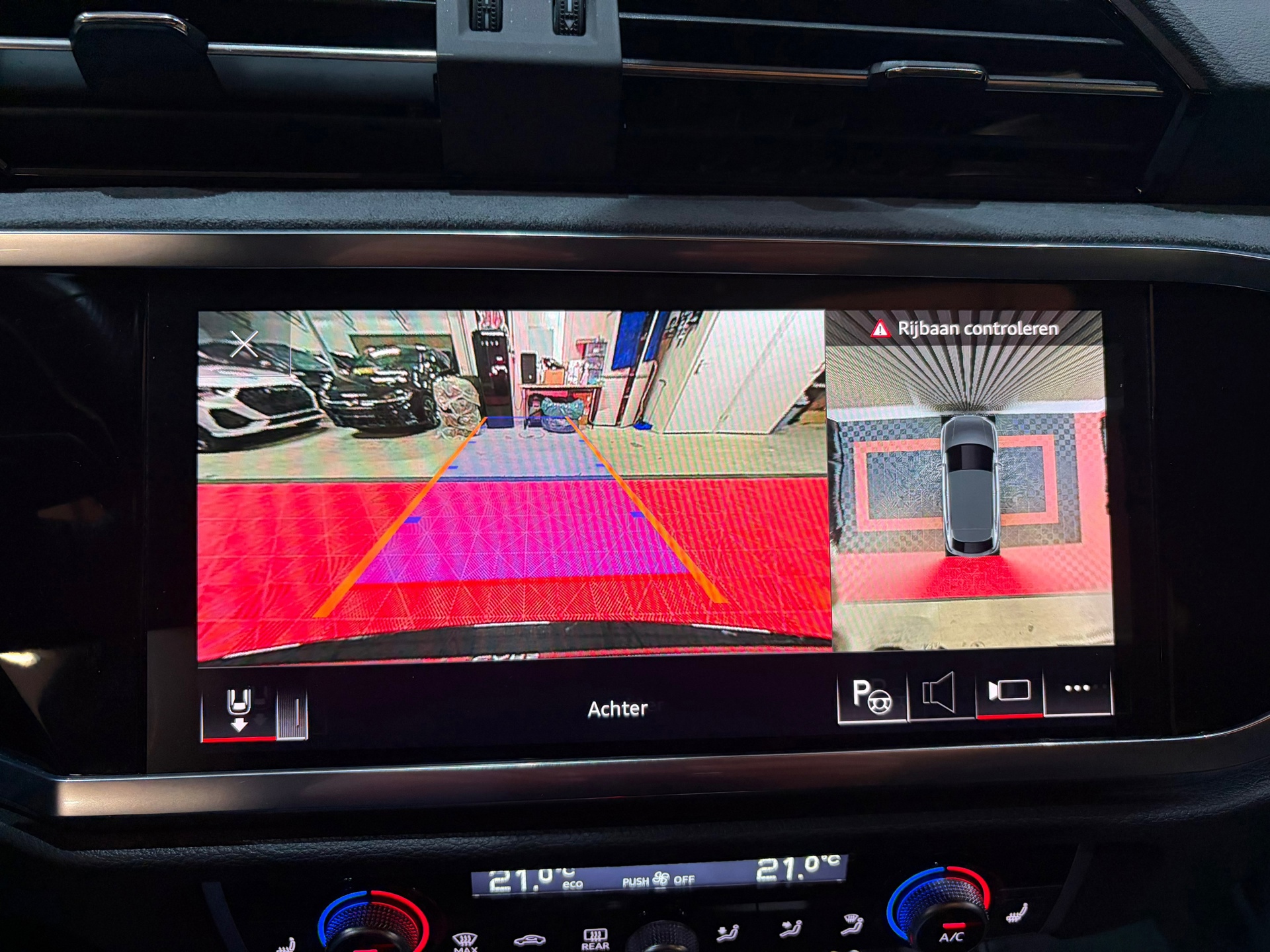 Audi Q3 Sportback 45 TFSI e S edition Competition S-Line (2023), foto 31