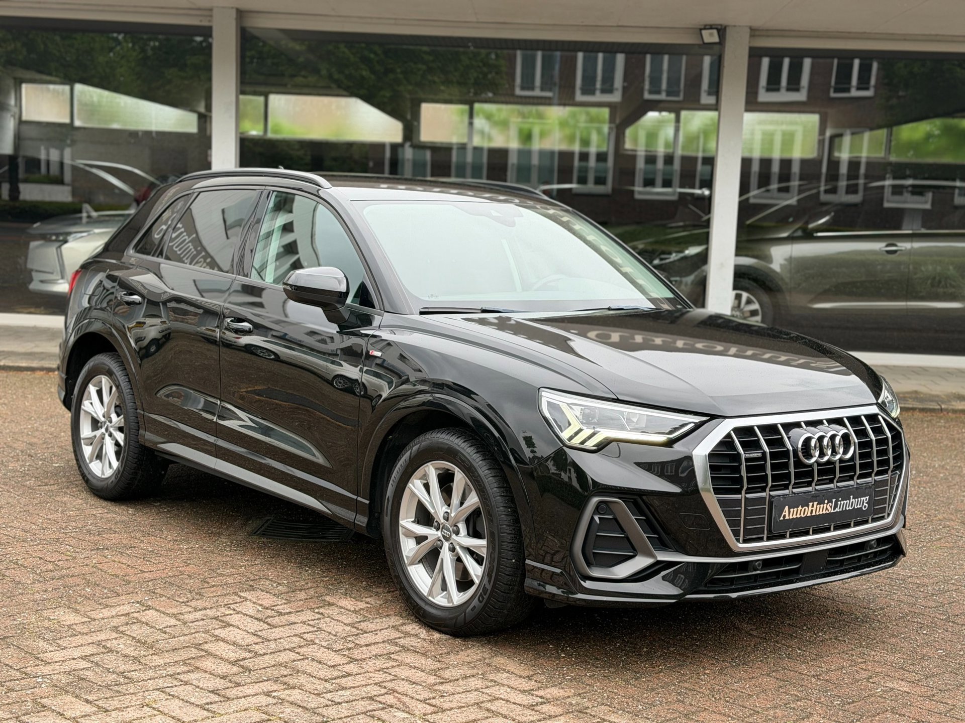 Audi Q3 40 TFSI quattro Pro Line S (2019), foto 2