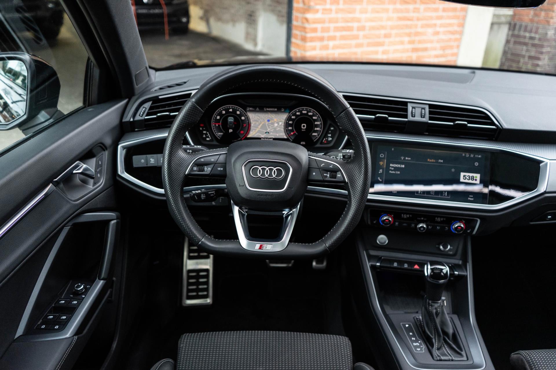 Audi Q3 40 TFSI Quattro Pro Line S (2019), foto 11