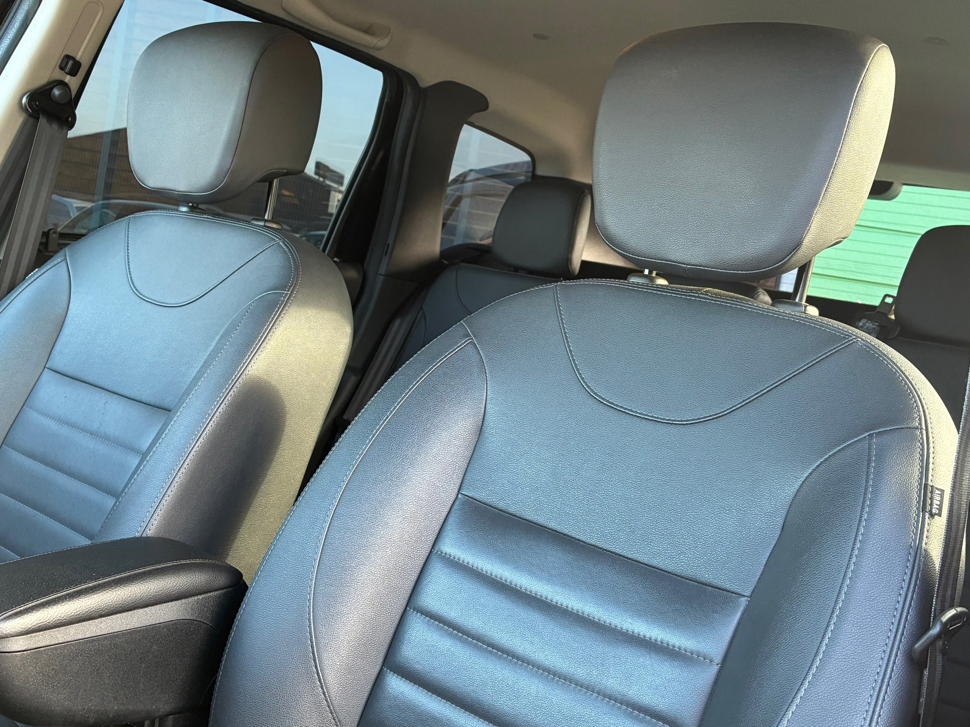 Dacia Duster 1.2 TCe 4x2 Prestige (2016), foto 14
