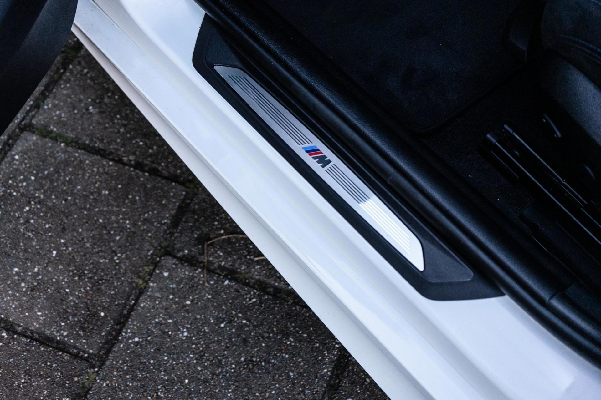 BMW 1-Serie 118i High Executive M-Sport (2016), foto 13