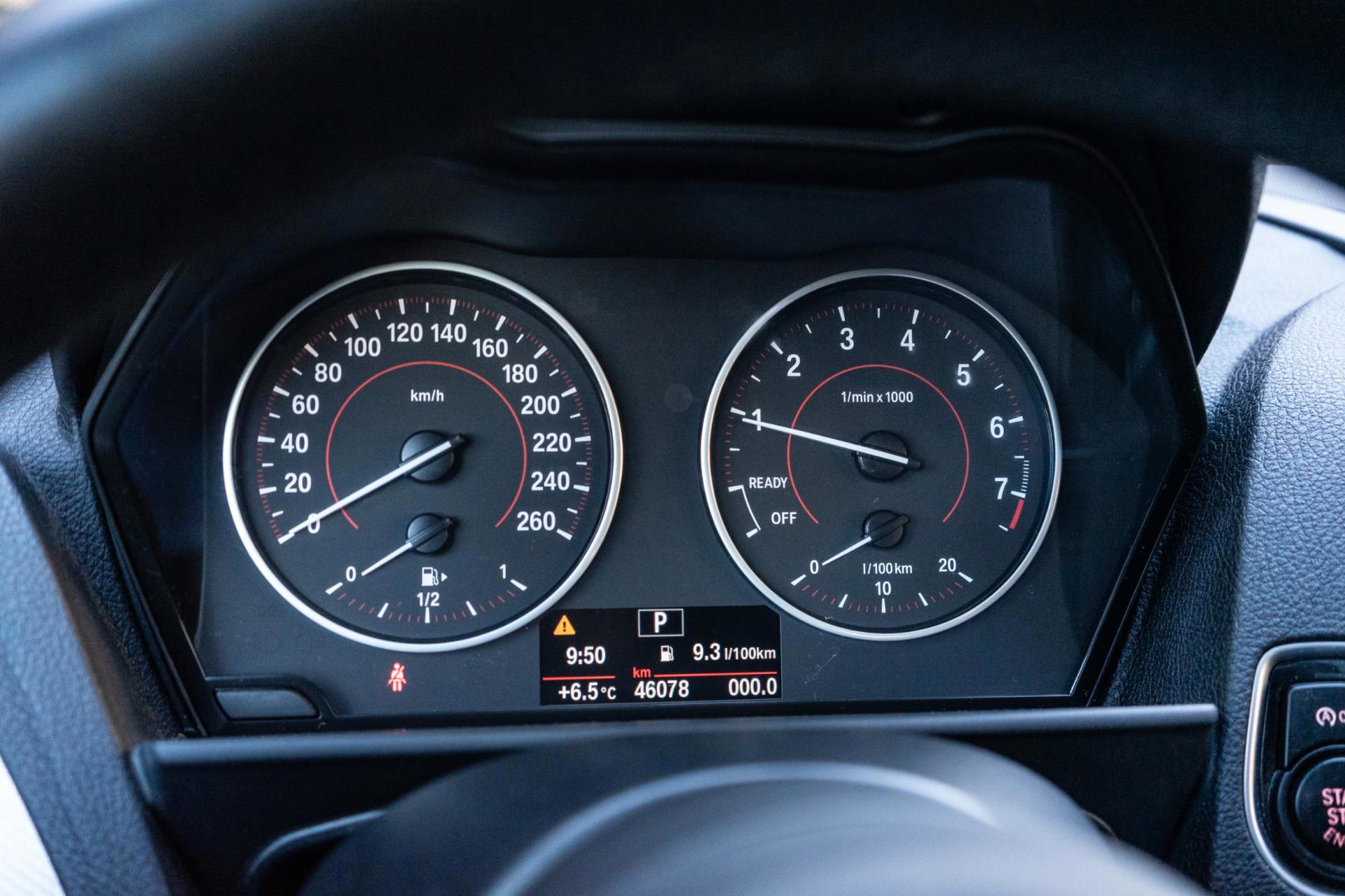 BMW 1-Serie 118i High Executive M-Sport (2016), foto 22