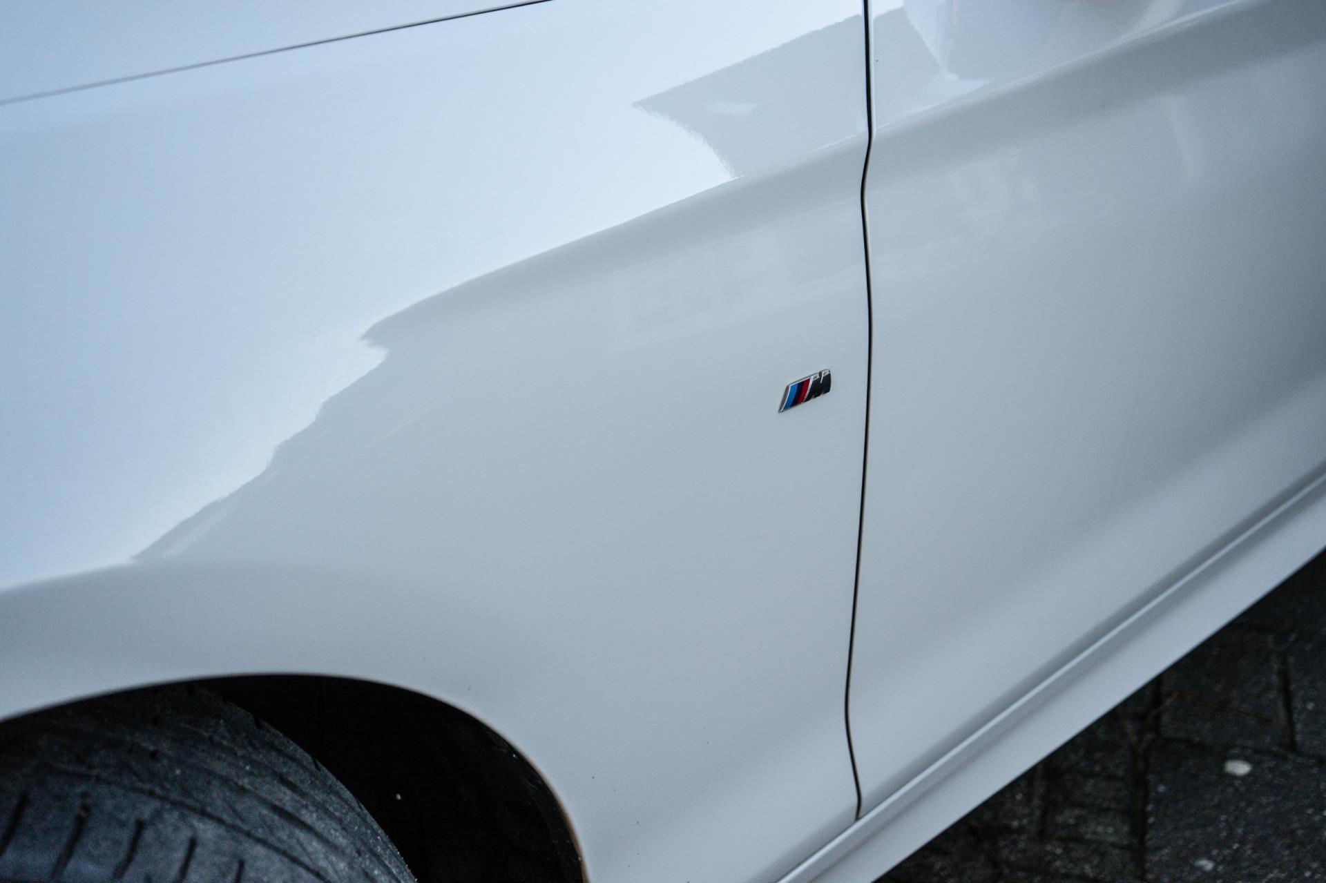 BMW 1-Serie 118i High Executive M-Sport (2016), foto 6