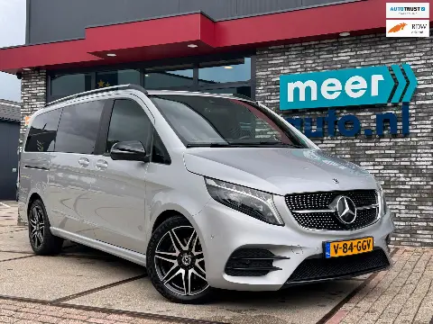 Mercedes-Benz V-klasse 300d AMG Lang DC (2022)
