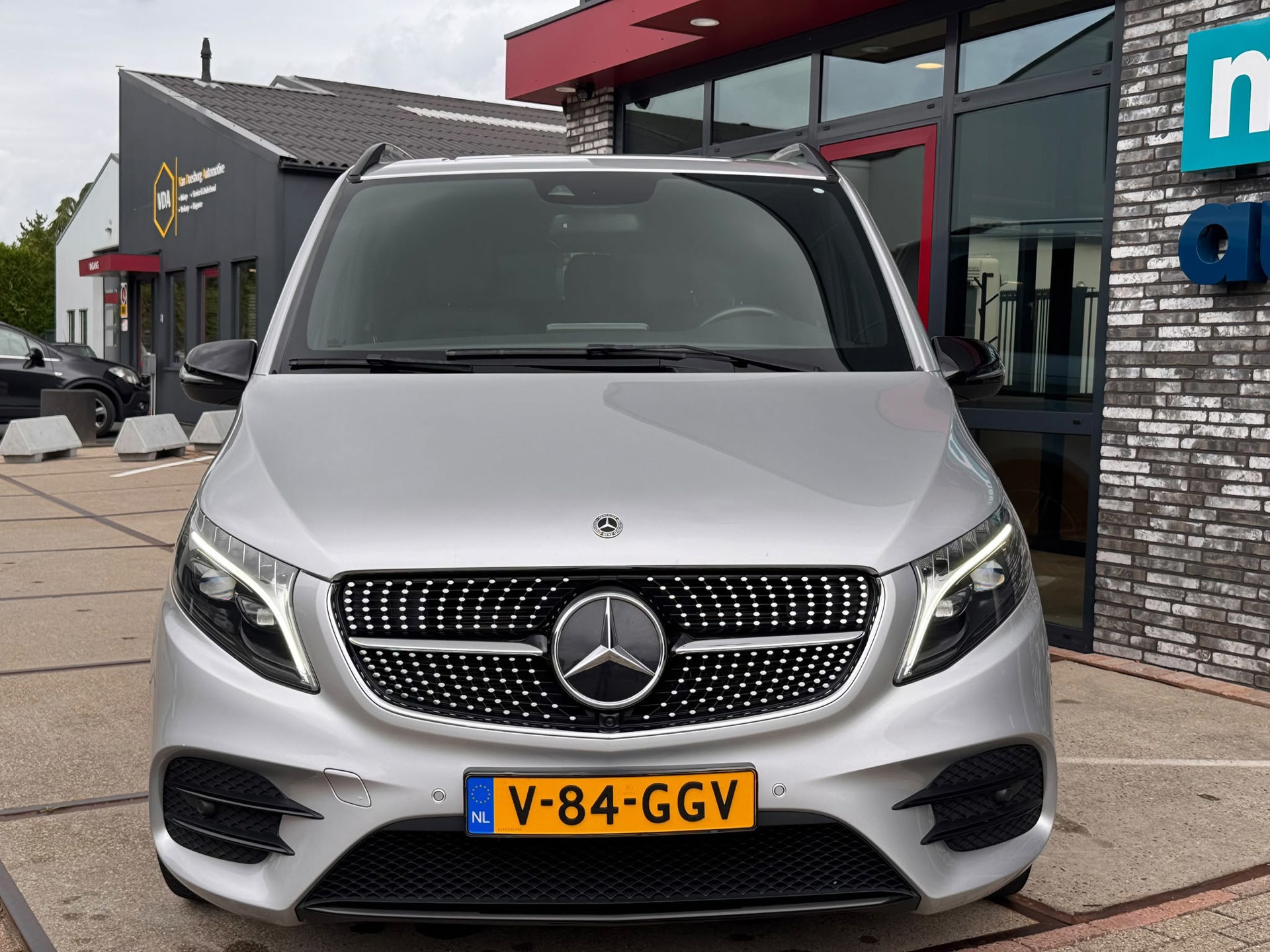 Mercedes-Benz V-klasse 300d AMG Lang DC (2022), foto 27