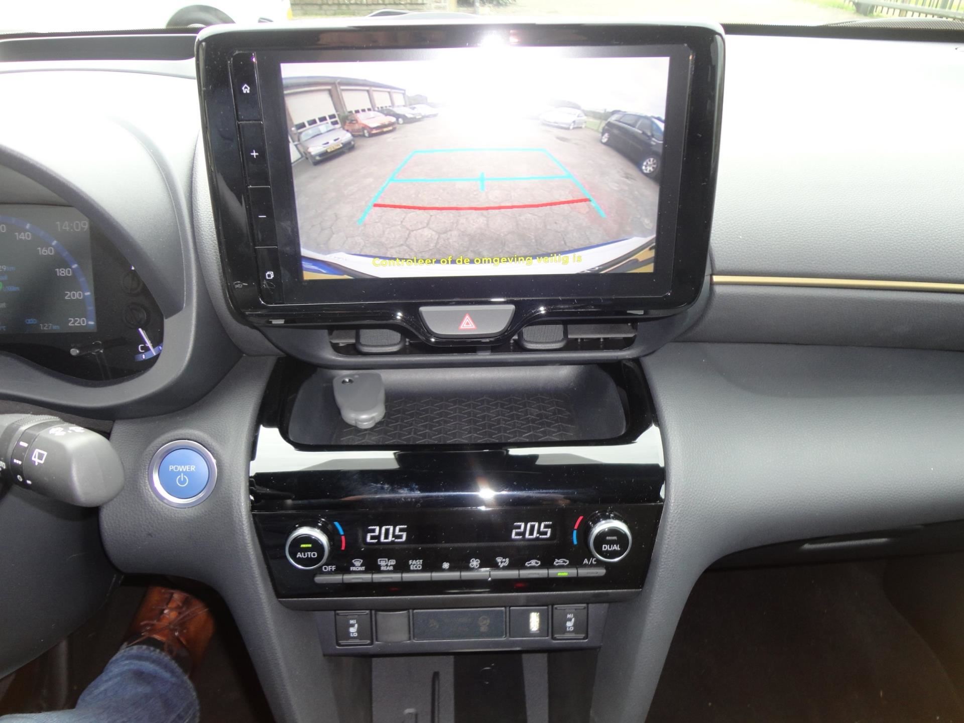 Toyota Yaris Cross 1.5 Hybrid Launch Edition (2022), foto 14