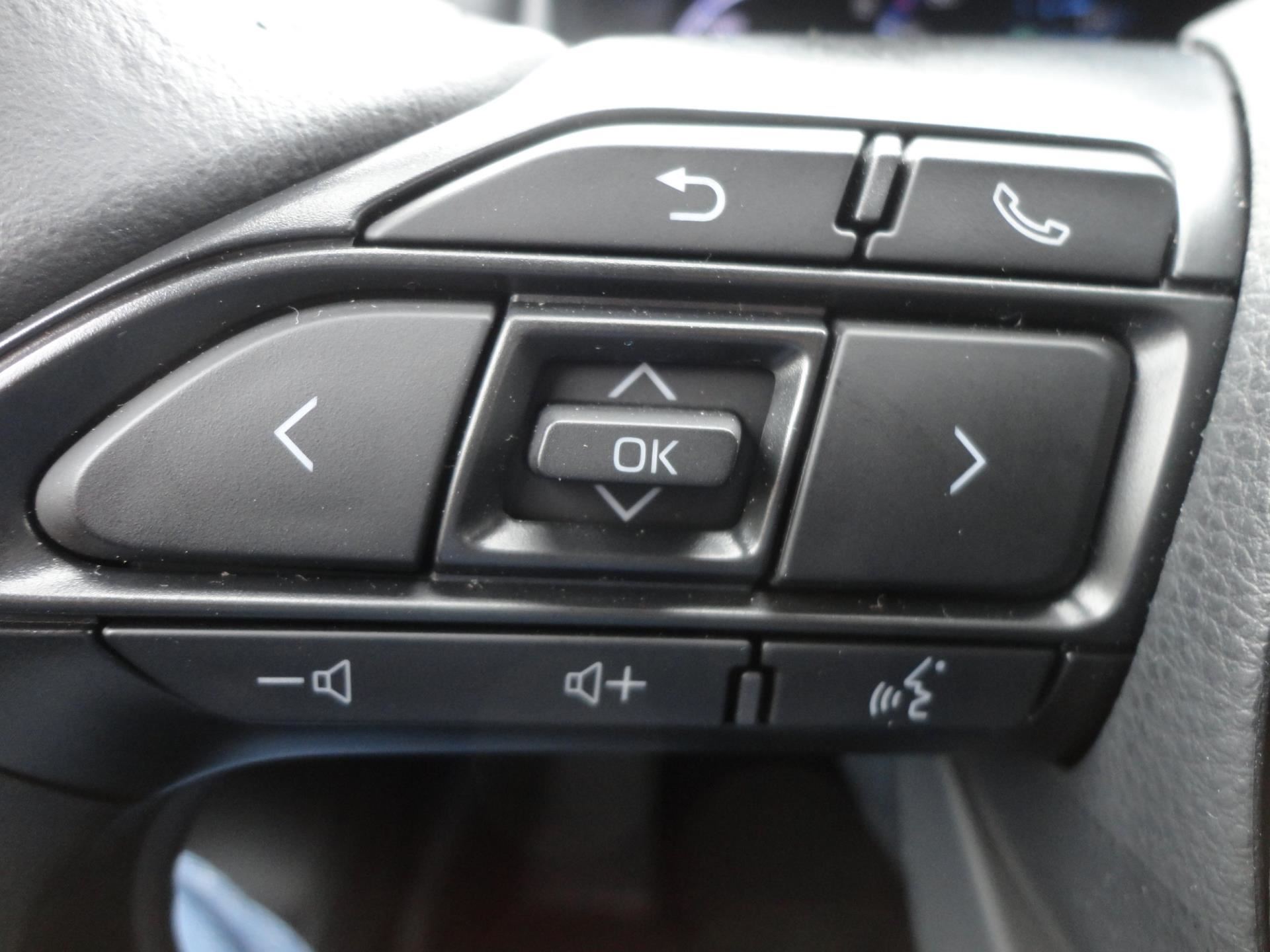 Toyota Yaris Cross 1.5 Hybrid Launch Edition (2022), foto 17