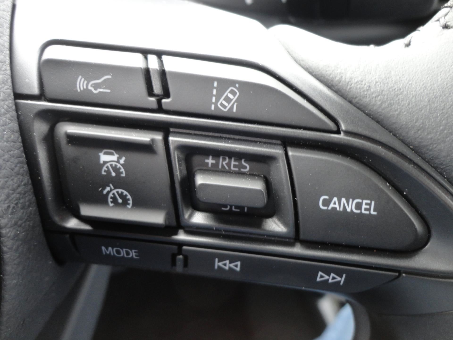Toyota Yaris Cross 1.5 Hybrid Launch Edition (2022), foto 18