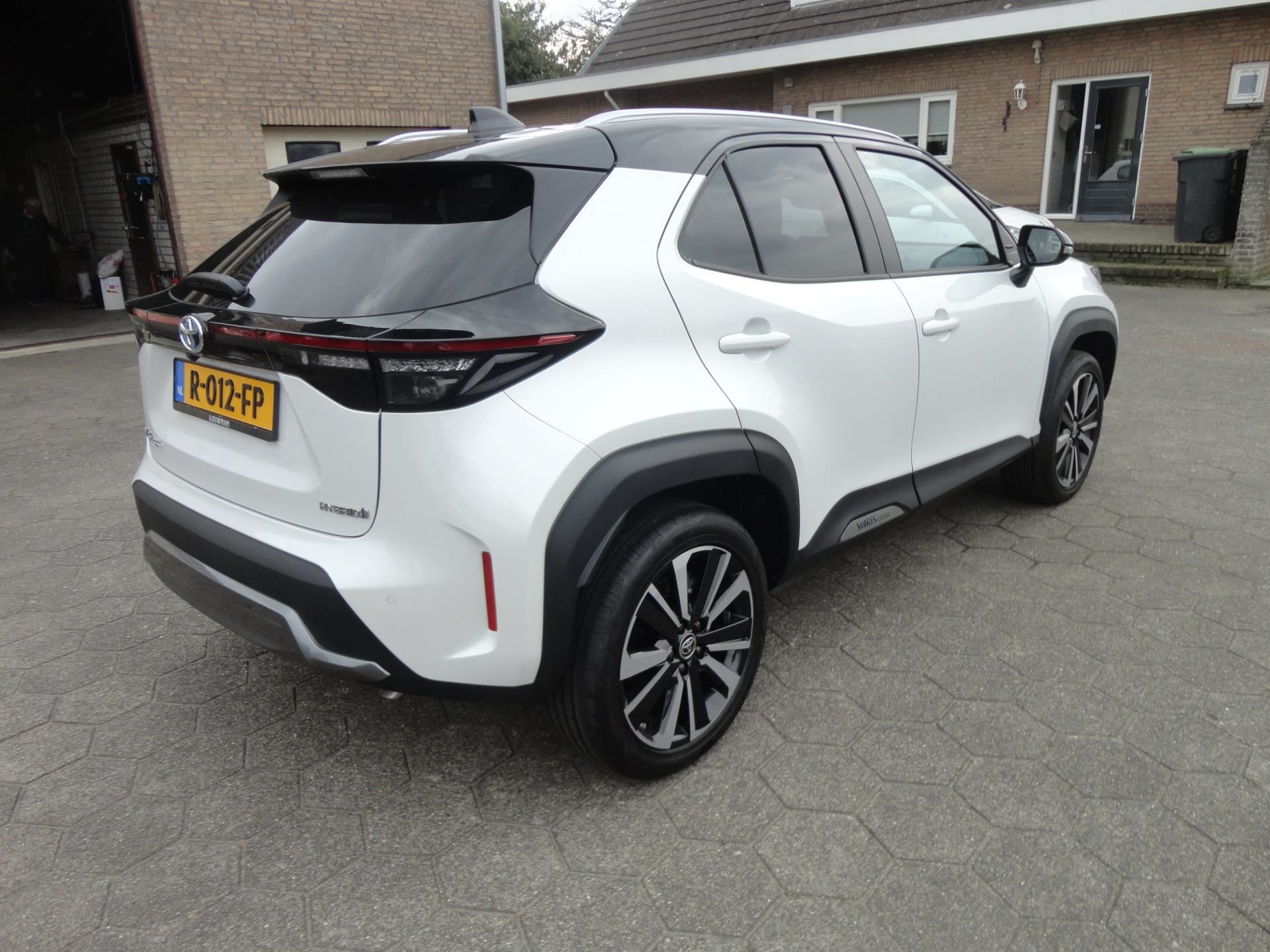 Toyota Yaris Cross 1.5 Hybrid Launch Edition (2022), foto 3
