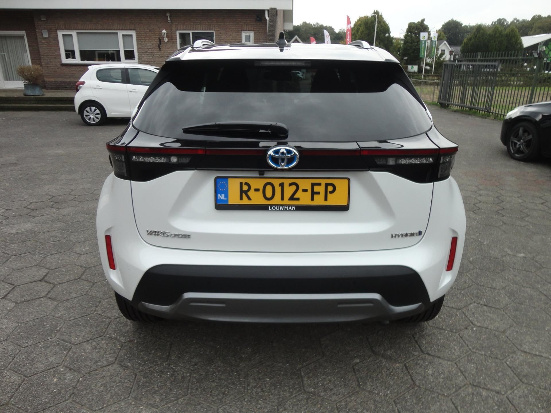 Toyota Yaris Cross 1.5 Hybrid Launch Edition (2022), foto 6