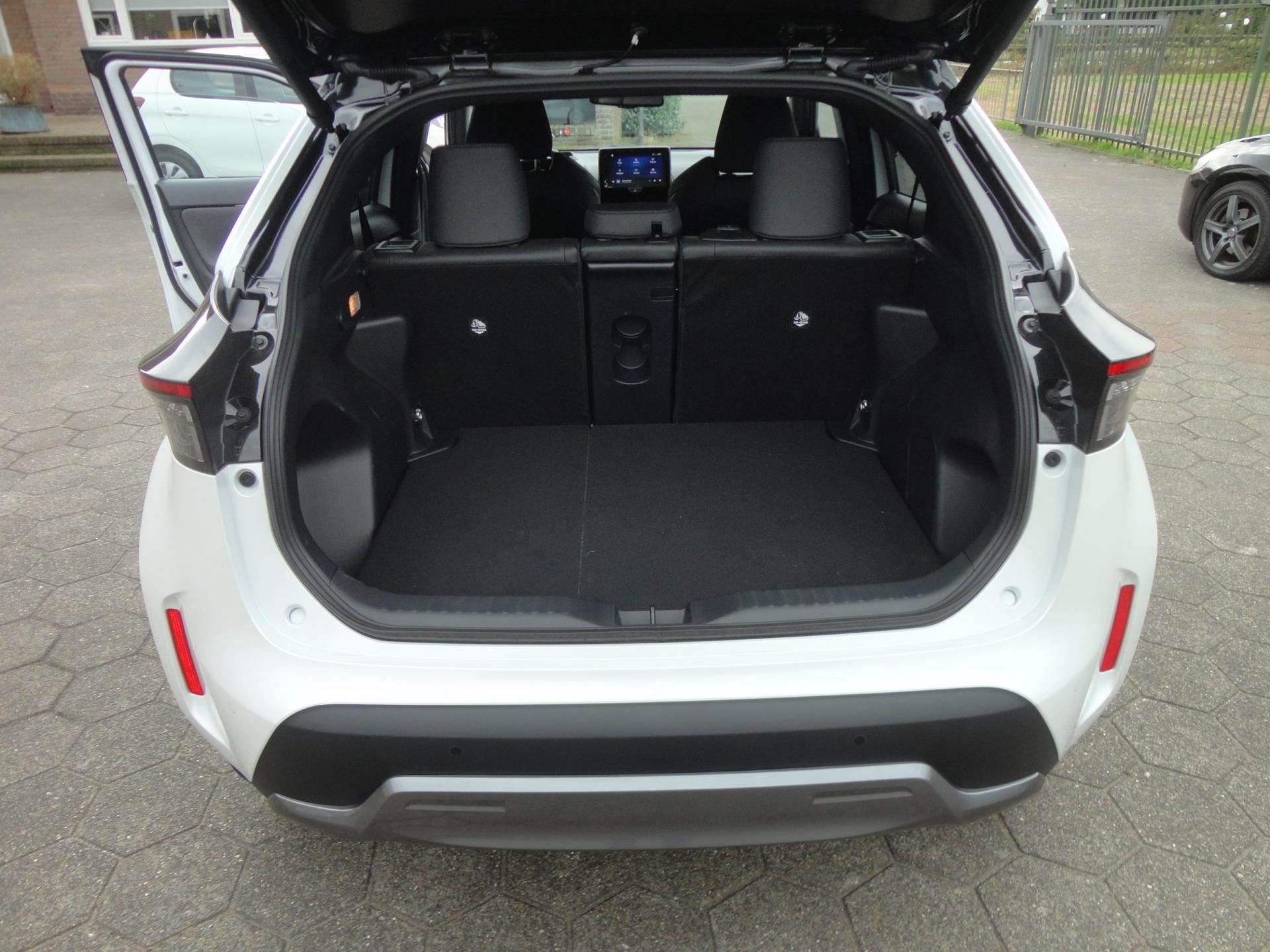 Toyota Yaris Cross 1.5 Hybrid Launch Edition (2022), foto 9