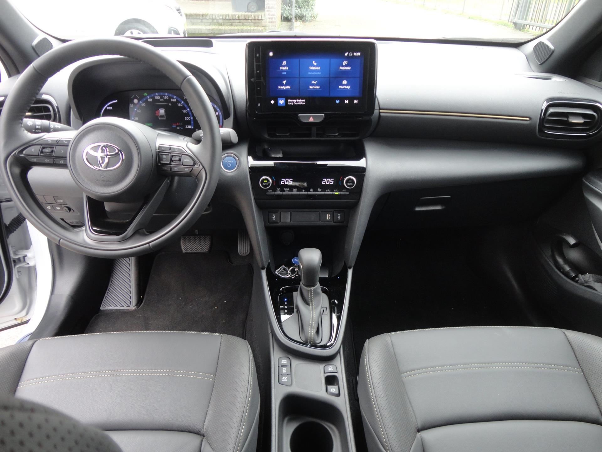 Toyota Yaris Cross 1.5 Hybrid Launch Edition (2022), foto 10
