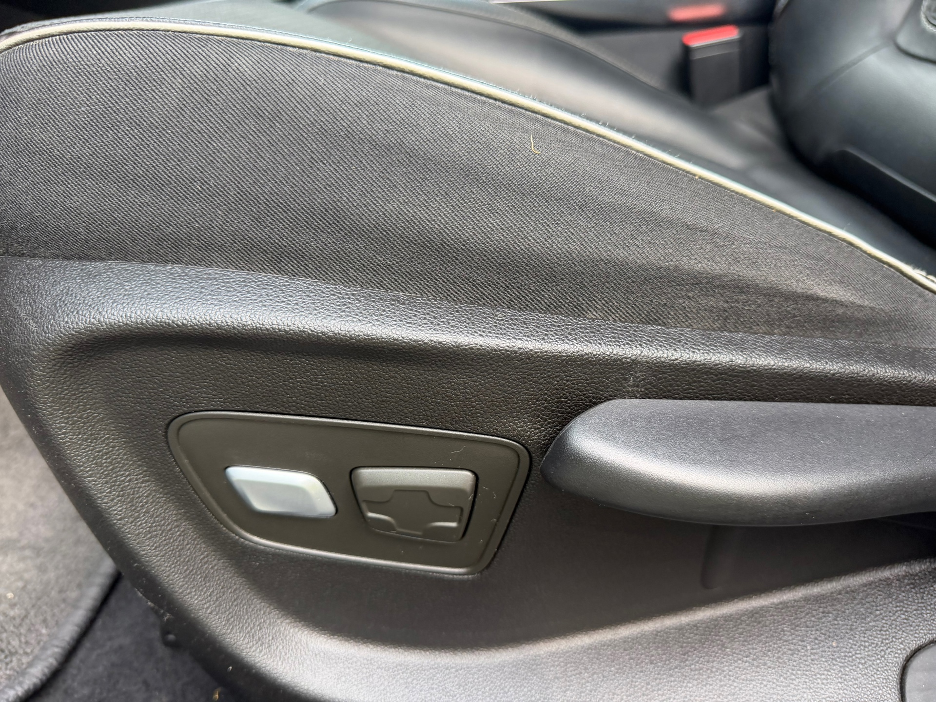 Renault Mégane Estate 1.6 TCe GT (2017), foto 15