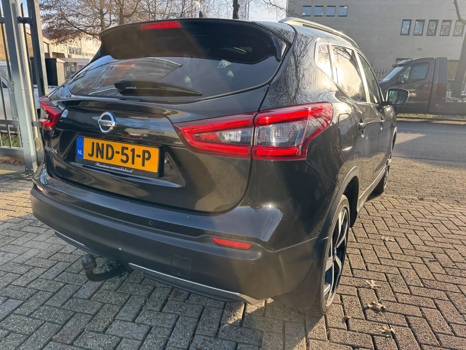 Nissan Qashqai 1.2 Tekna exclusive (2018), foto 16