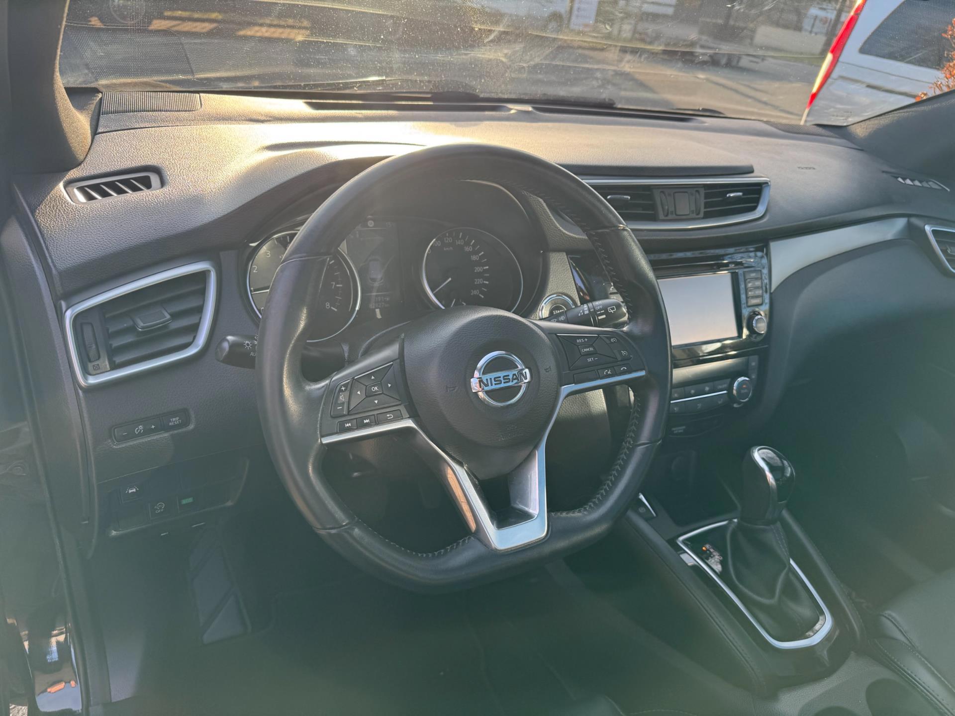 Nissan Qashqai 1.2 Tekna exclusive (2018), foto 24