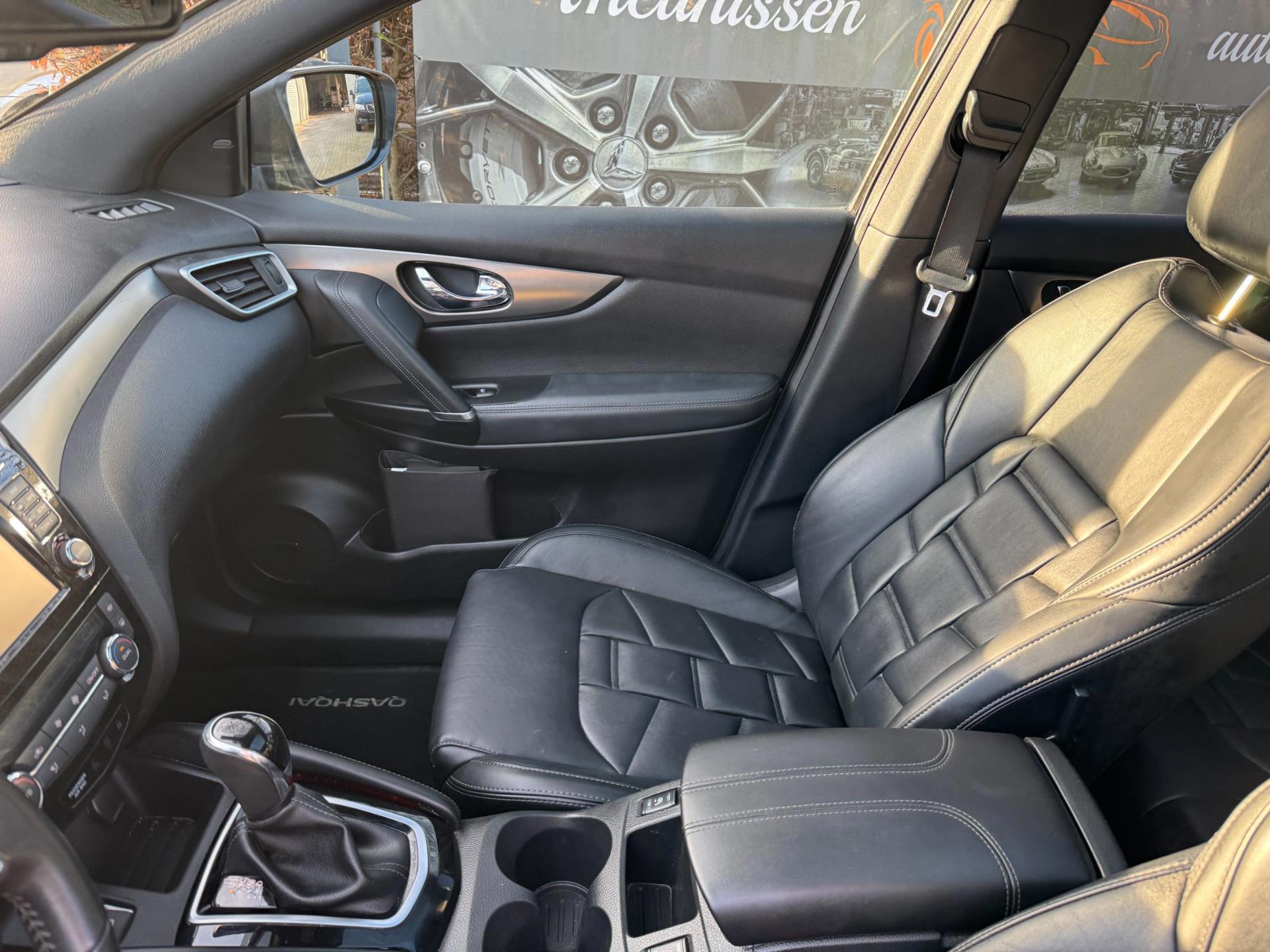 Nissan Qashqai 1.2 Tekna exclusive (2018), foto 28