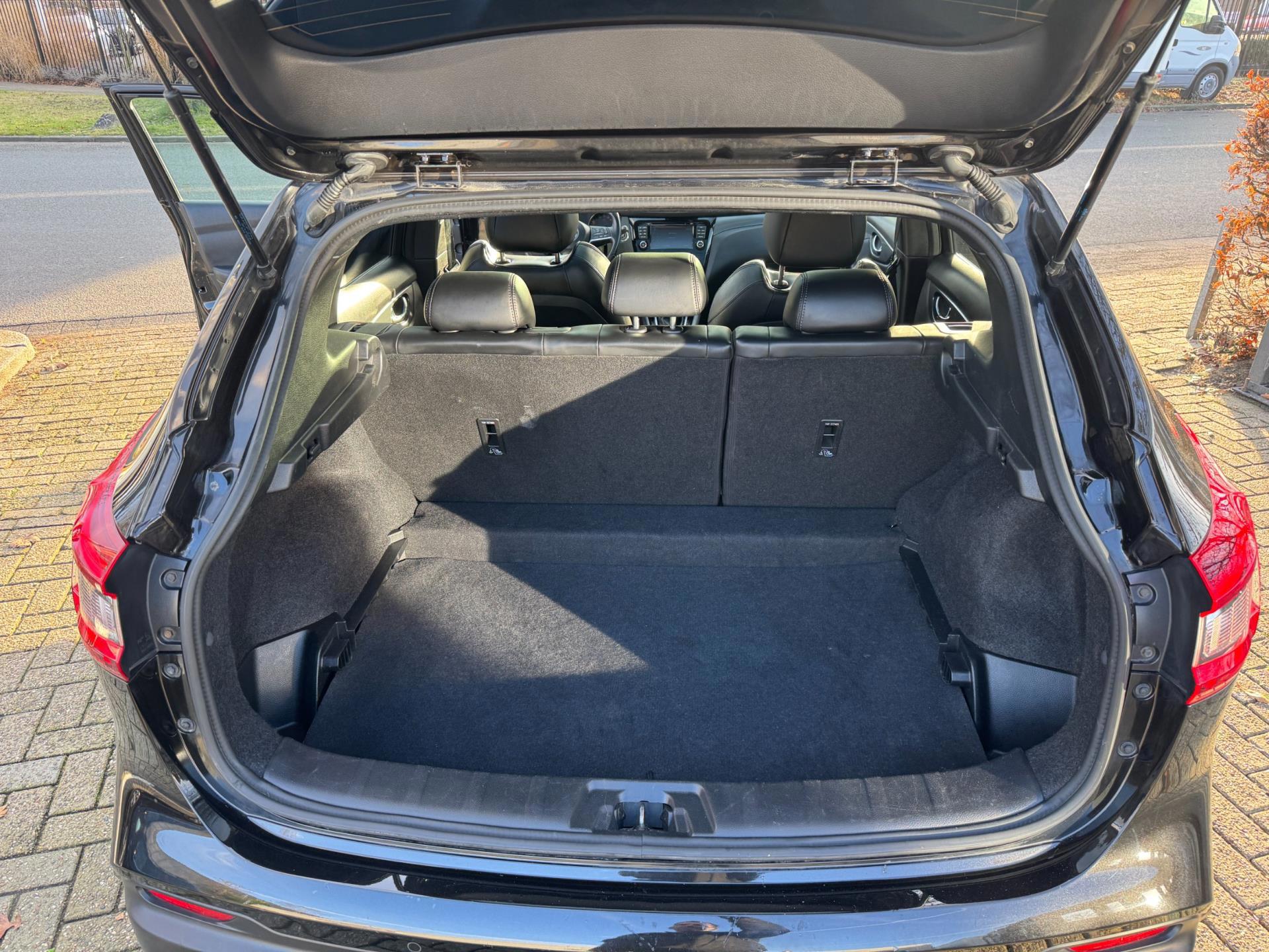 Nissan Qashqai 1.2 Tekna exclusive (2018), foto 48