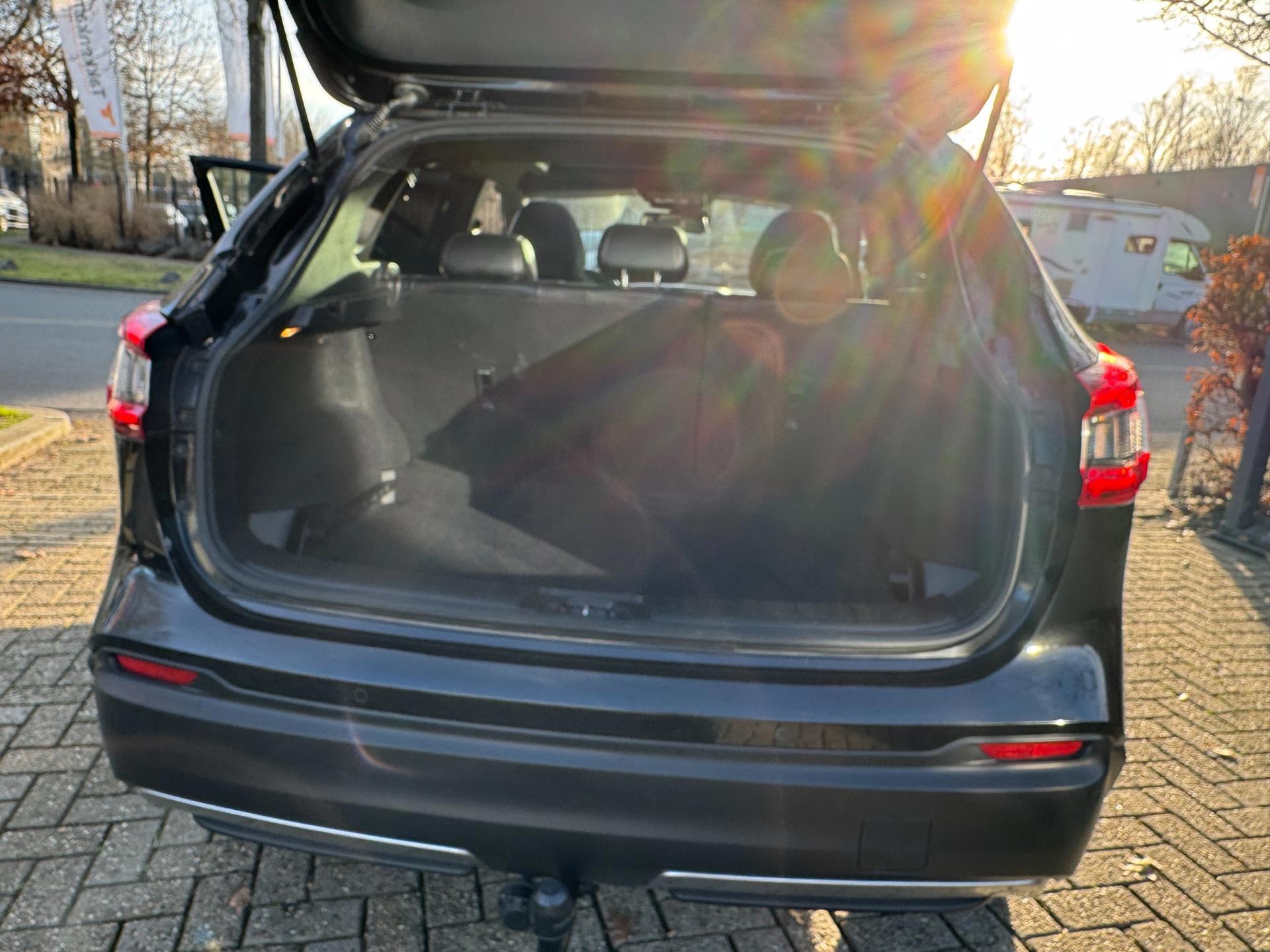 Nissan Qashqai 1.2 Tekna exclusive (2018), foto 51