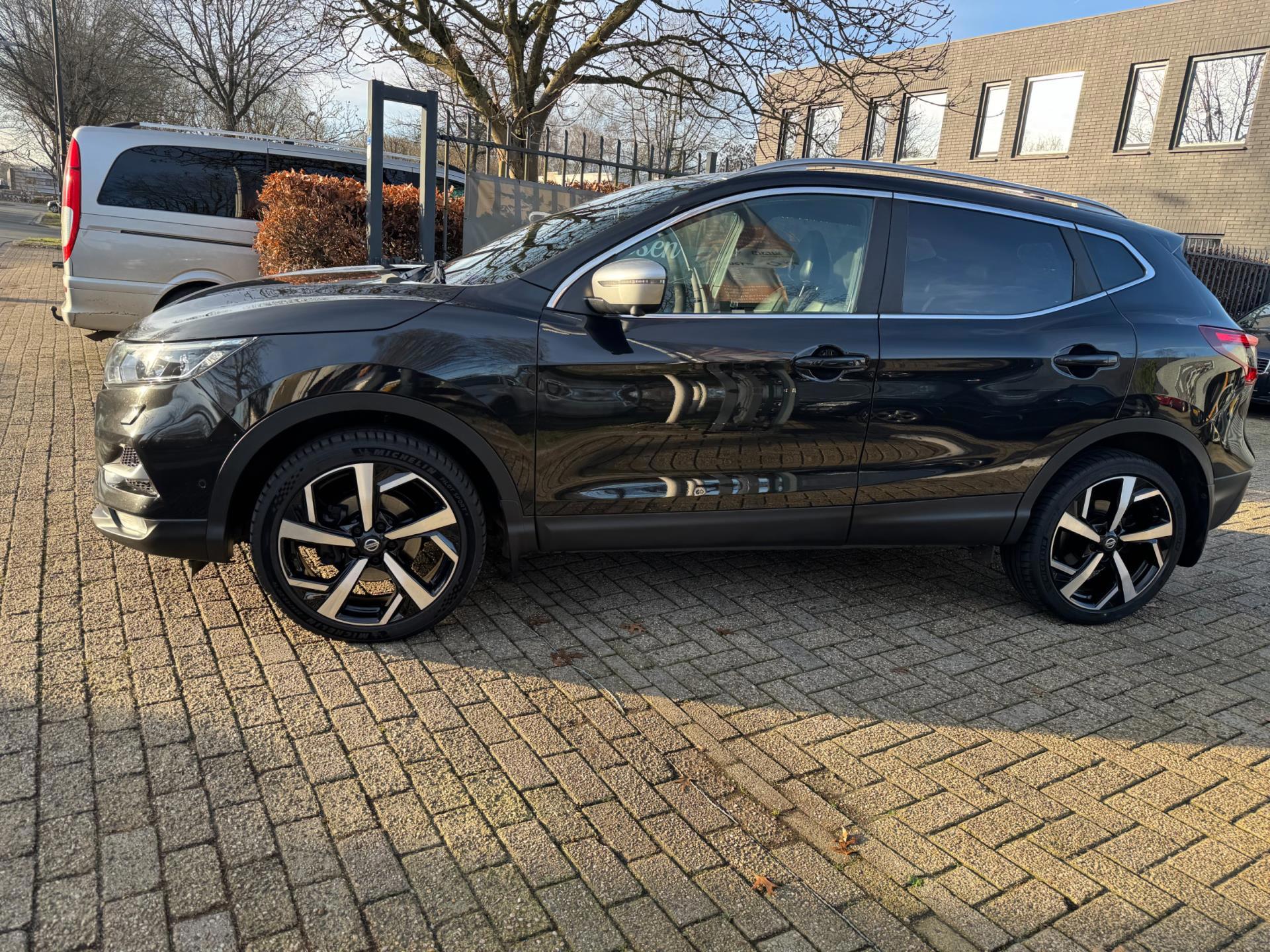 Nissan Qashqai 1.2 Tekna exclusive (2018), foto 9