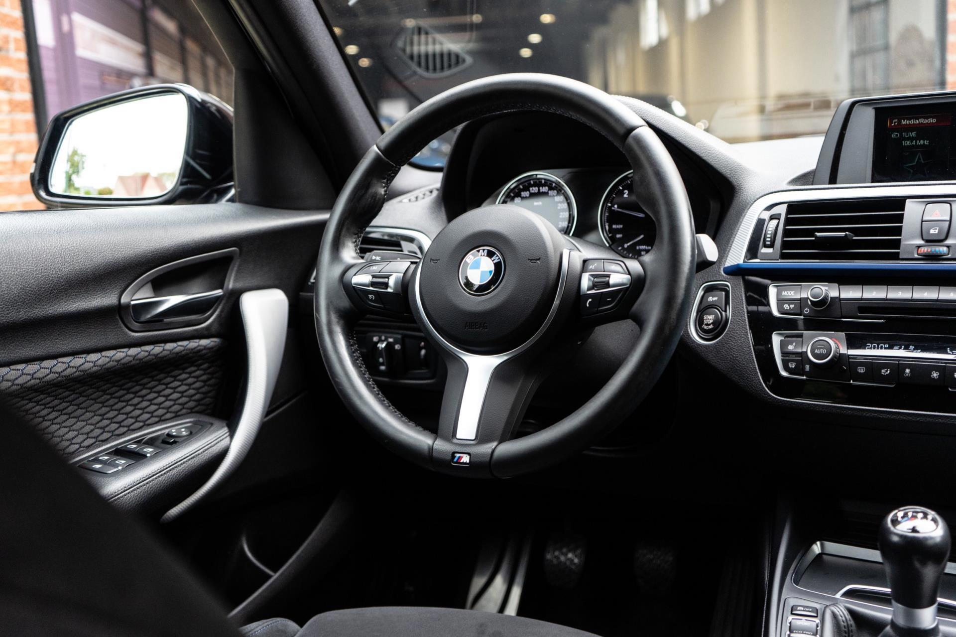 BMW 1-Serie 118i Edition M Sport Shadow High Executive (2017), foto 18