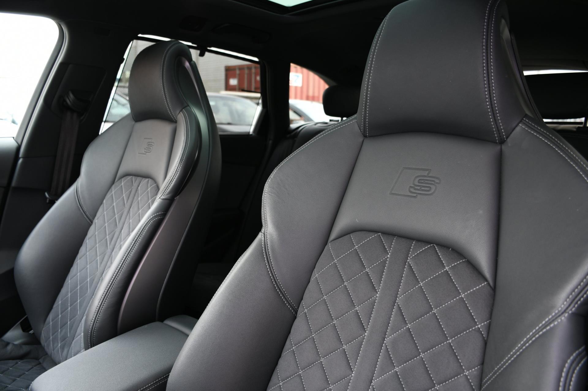Audi A4 Avant 40 TFSI quattro 3x S edition (2022), foto 17