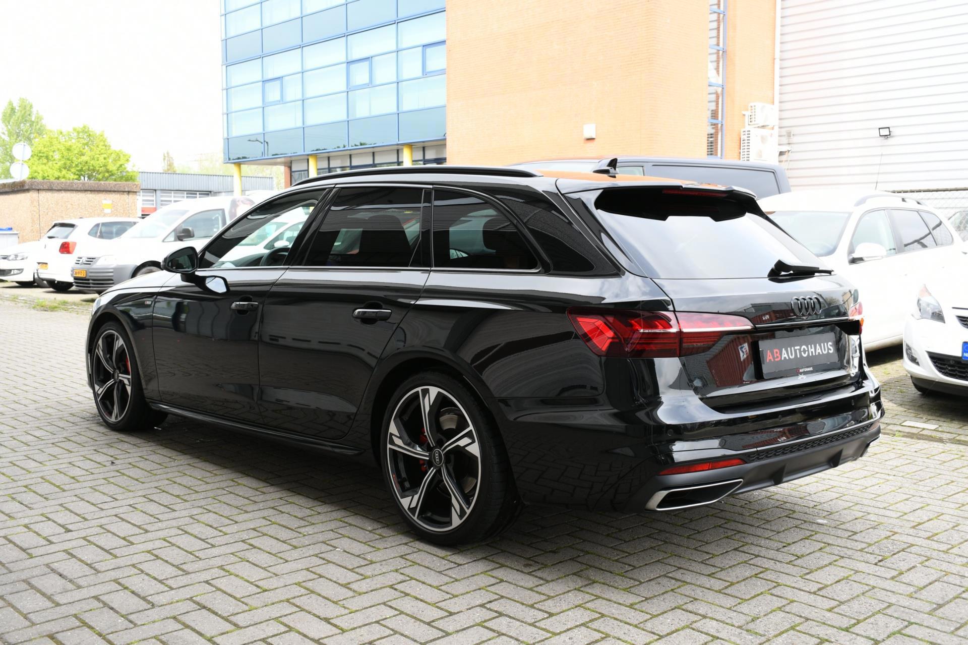 Audi A4 Avant 40 TFSI quattro 3x S edition (2022), foto 4