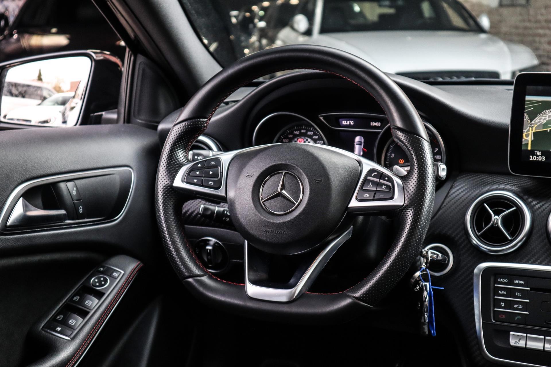 Mercedes-Benz A-klasse 200 AMG Line (2016), foto 13