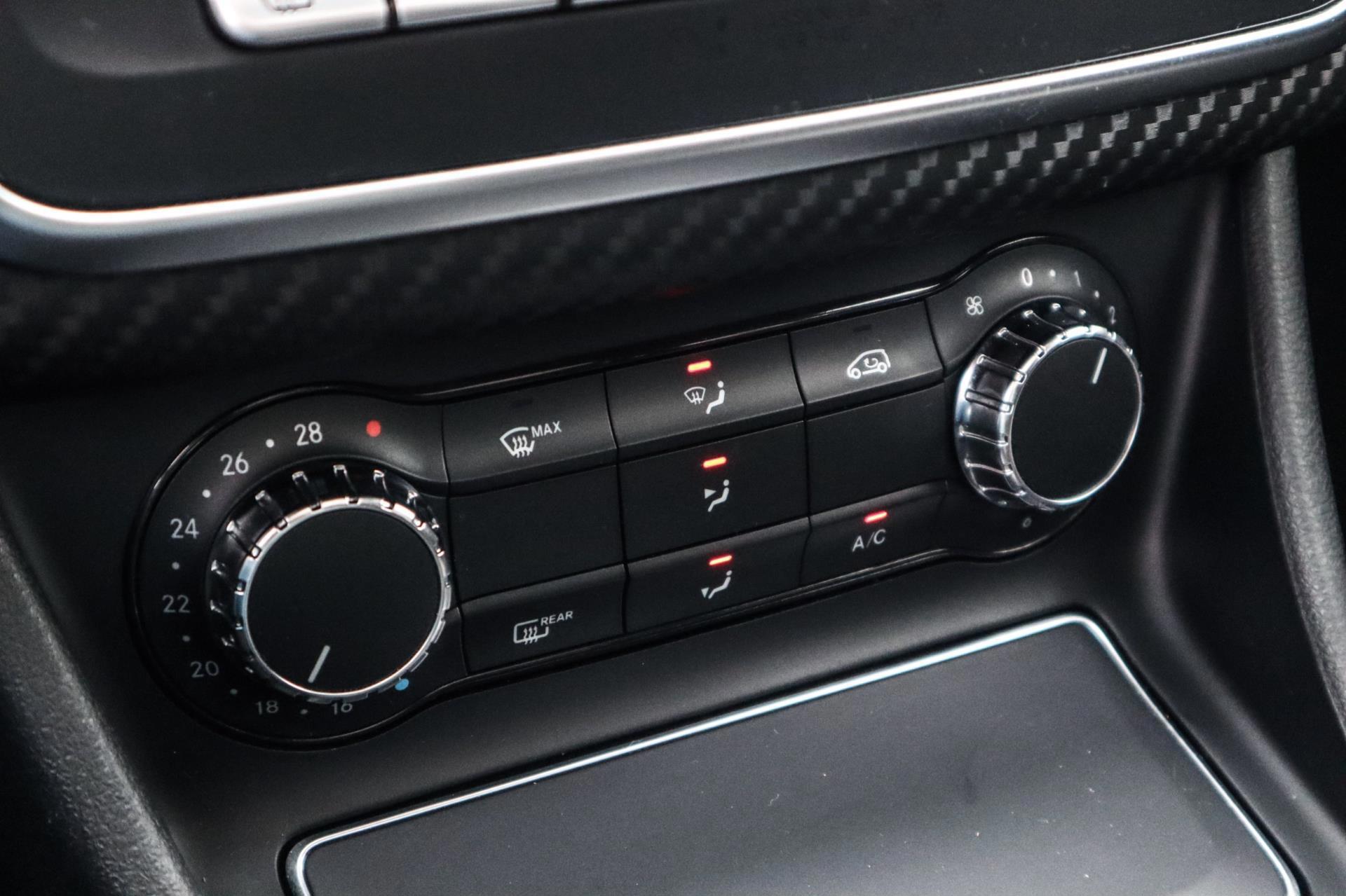 Mercedes-Benz A-klasse 200 AMG Line (2016), foto 19