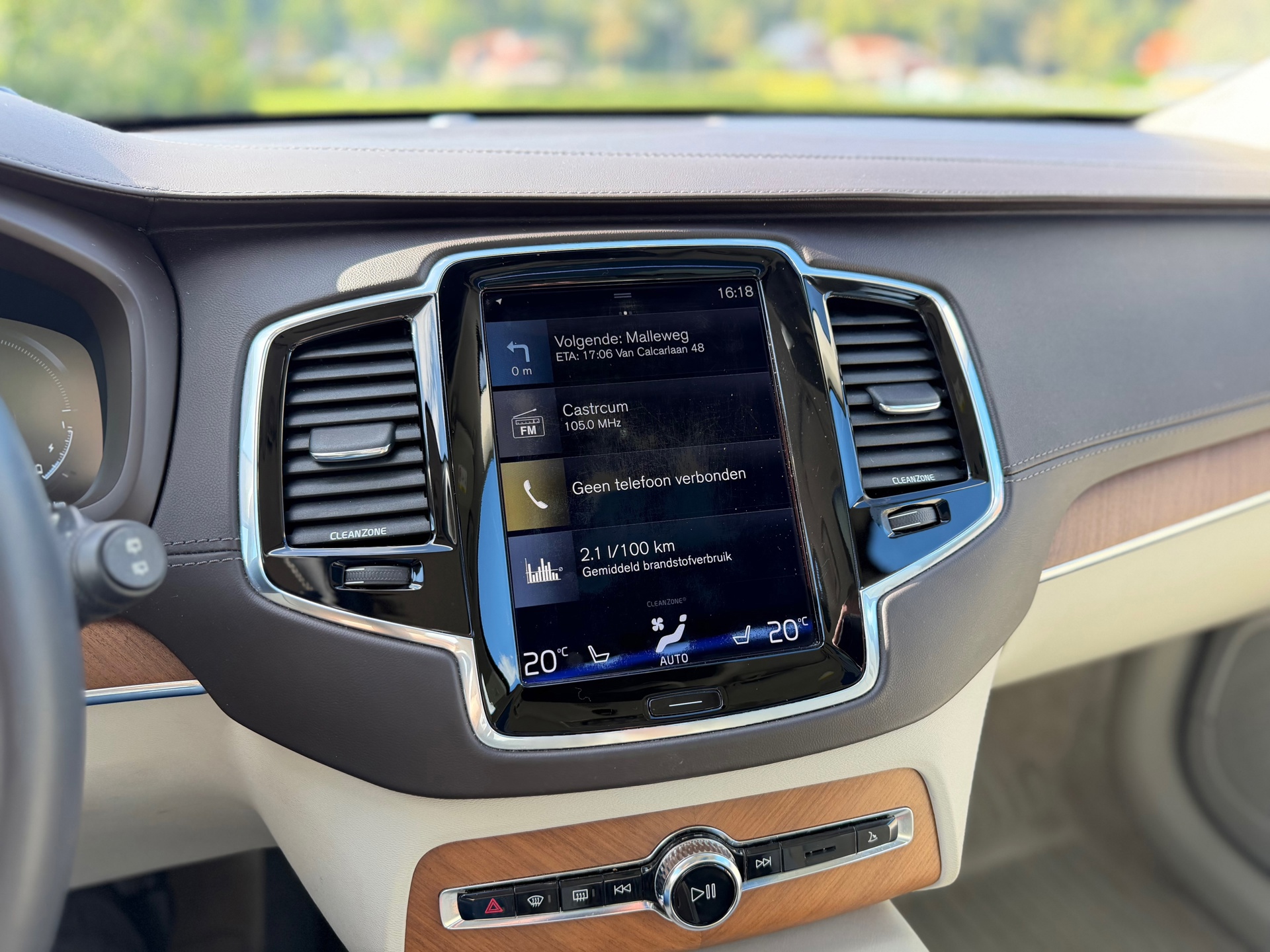 Volvo XC90 2.0 T8 Twin Engine AWD Inscription (2016), foto 19